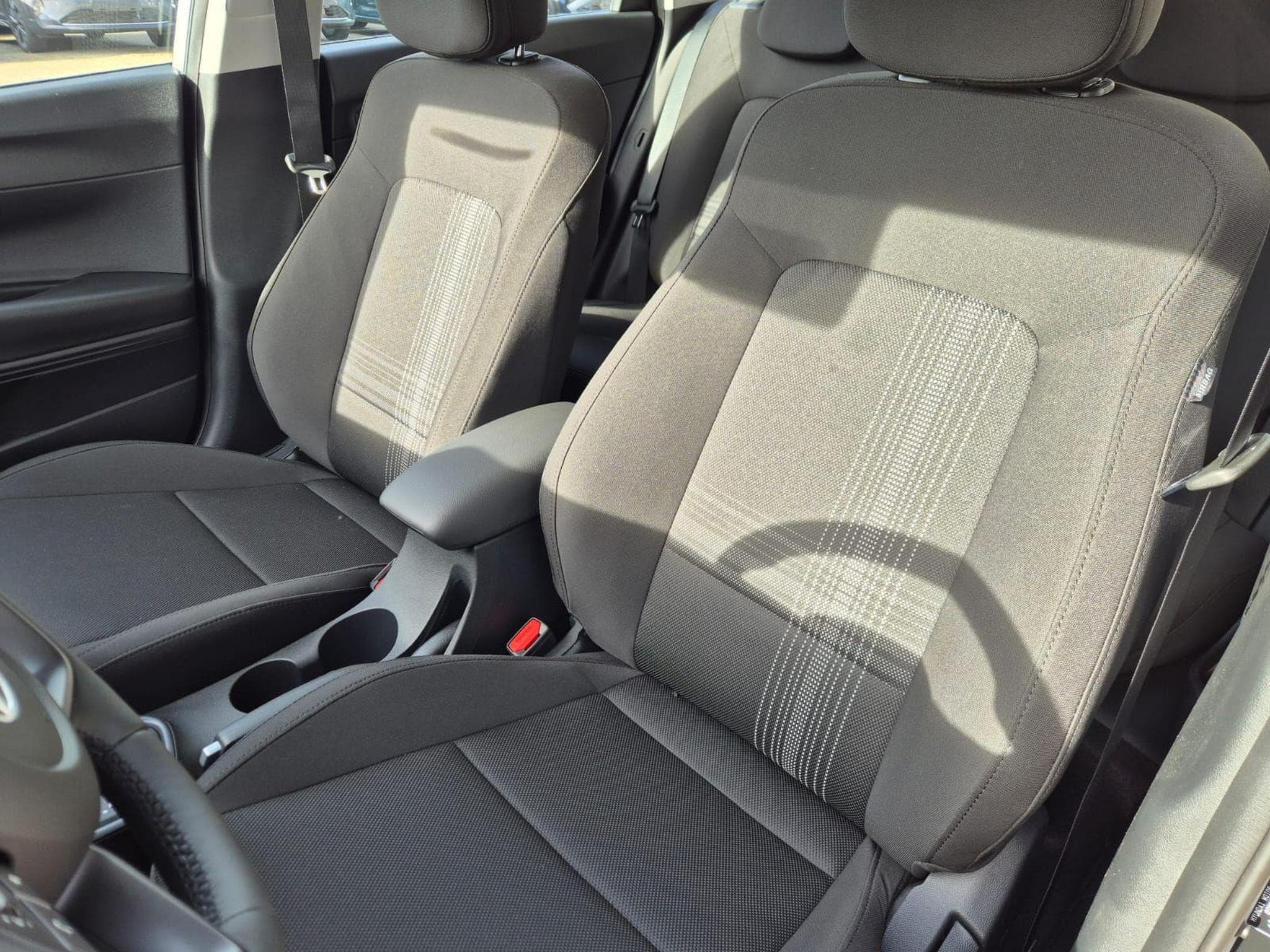 Hyundai i20 Standard (2026) - Photo 11