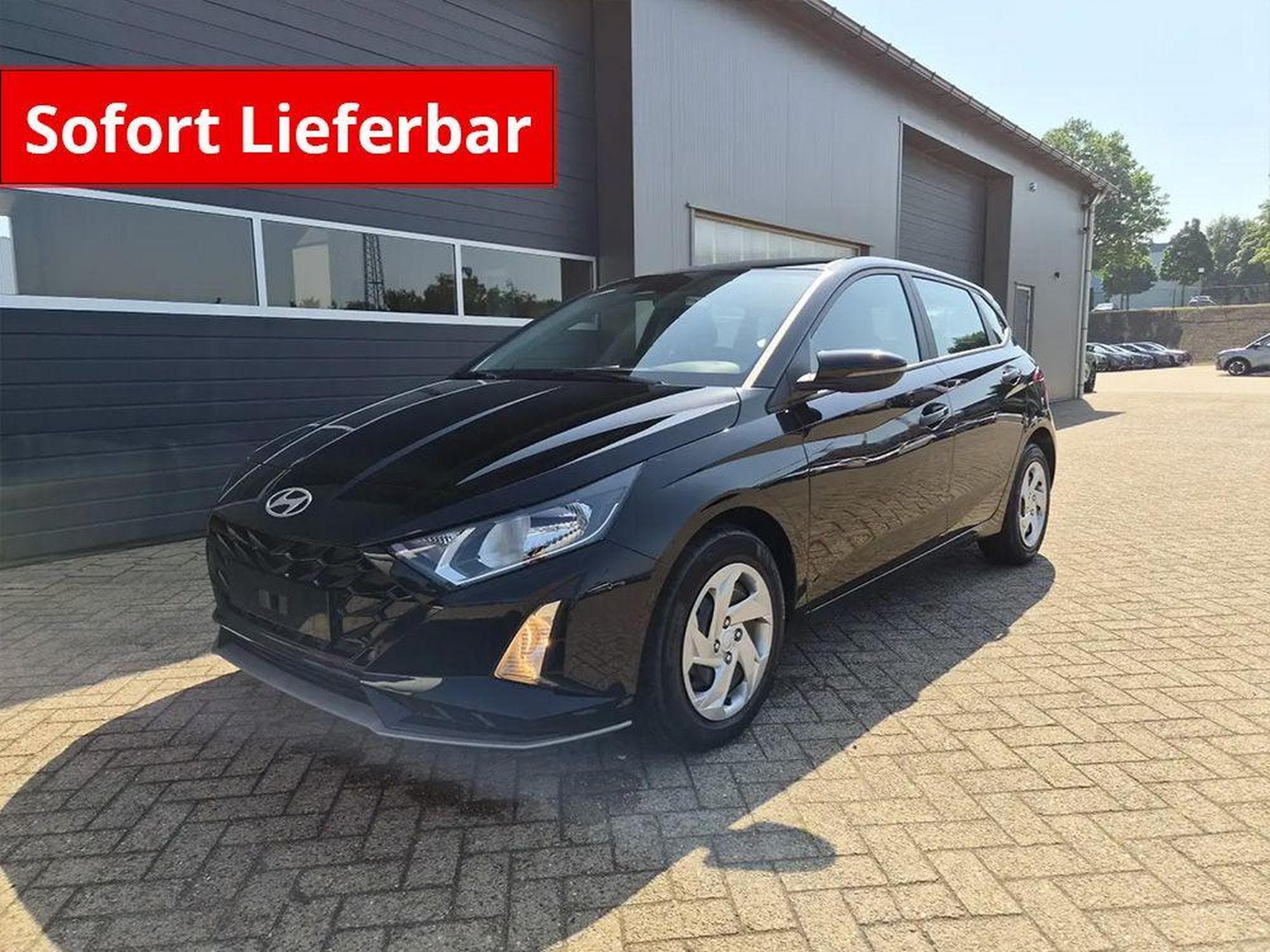 Hyundai i20 Standard (2026) - Photo 1