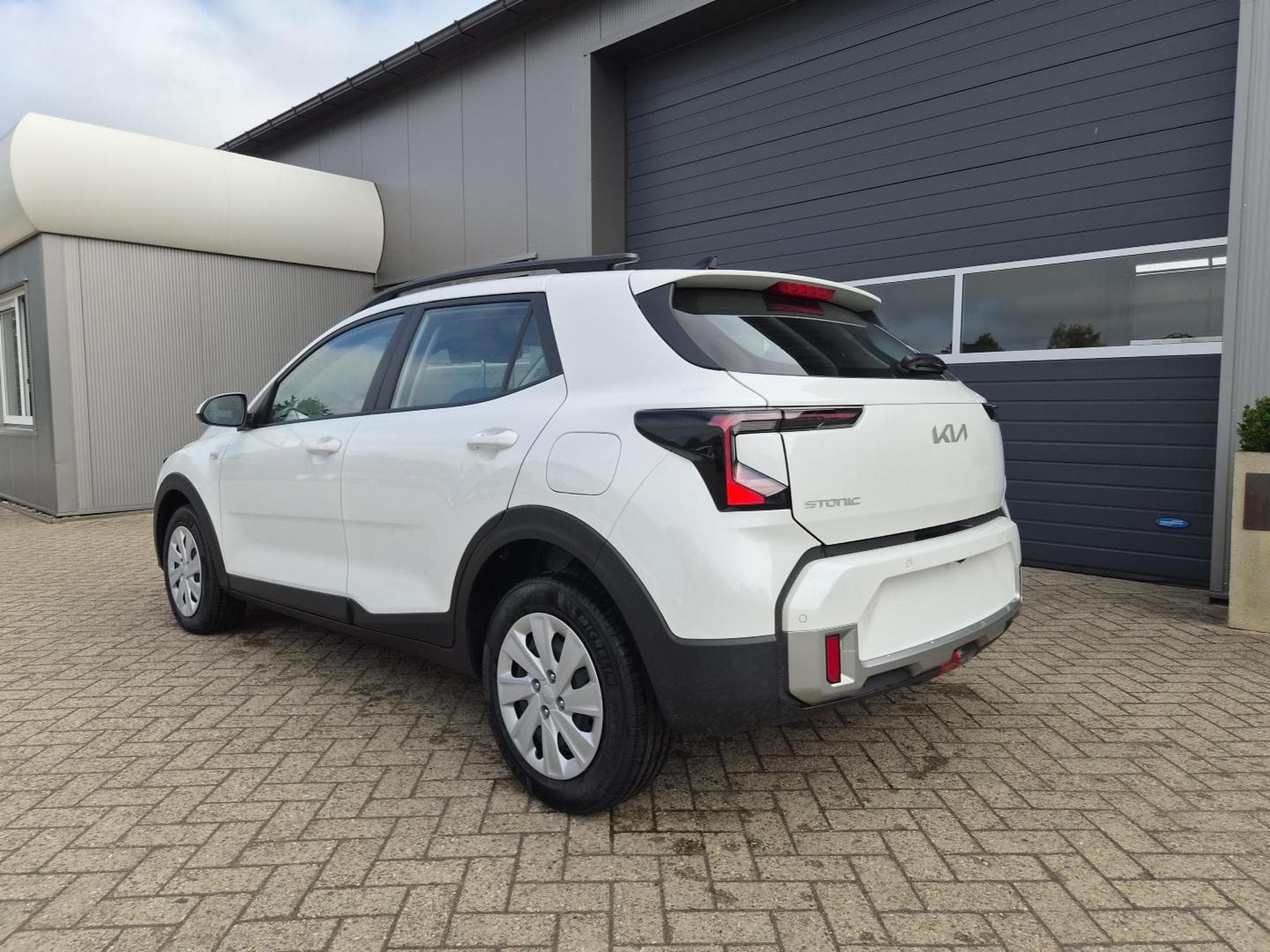 Kia Stonic Standard (2026) - Photo 3