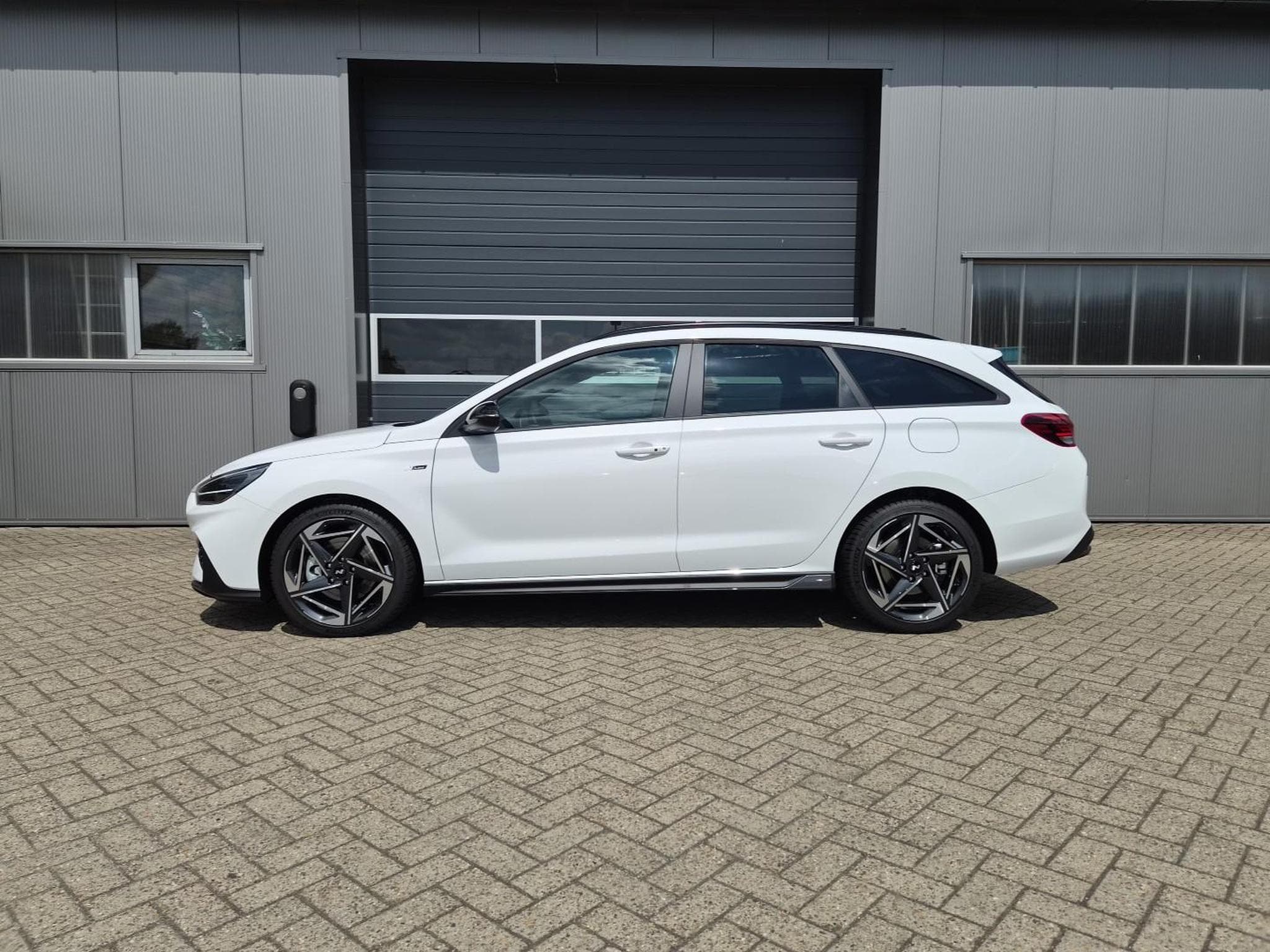 Hyundai i30 N-Line (2026) - Photo 2