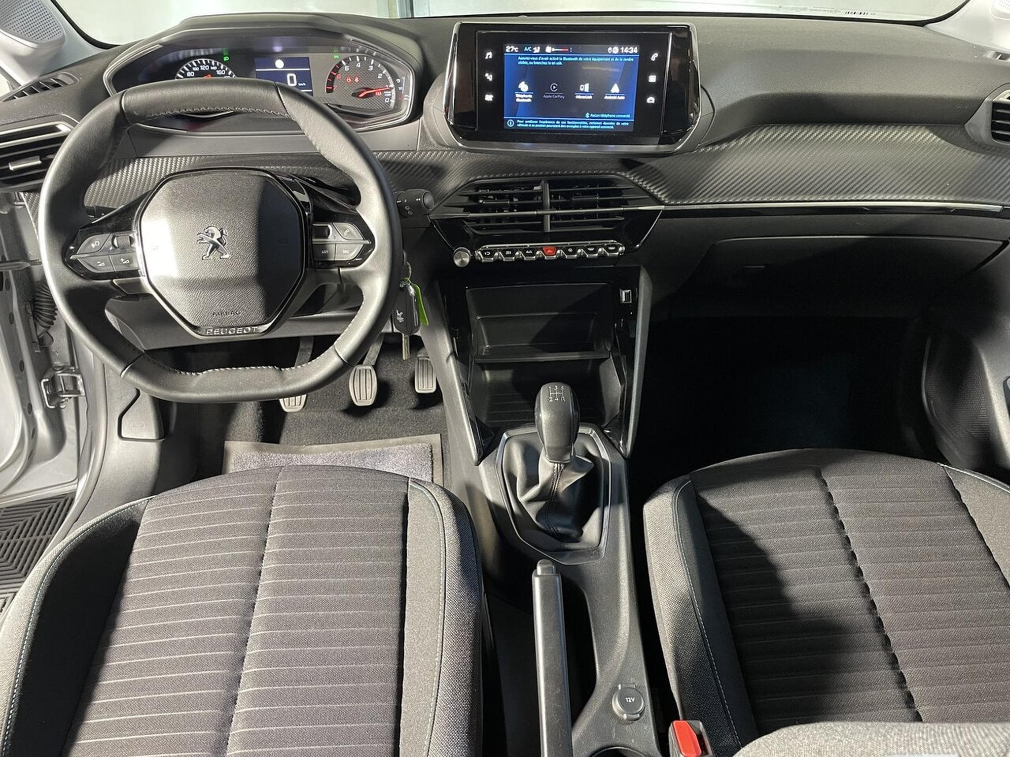 Peugeot 208 1.2 ESSENCE 75 CV STYLE CARPLAY 5P (2023) - Photo 3