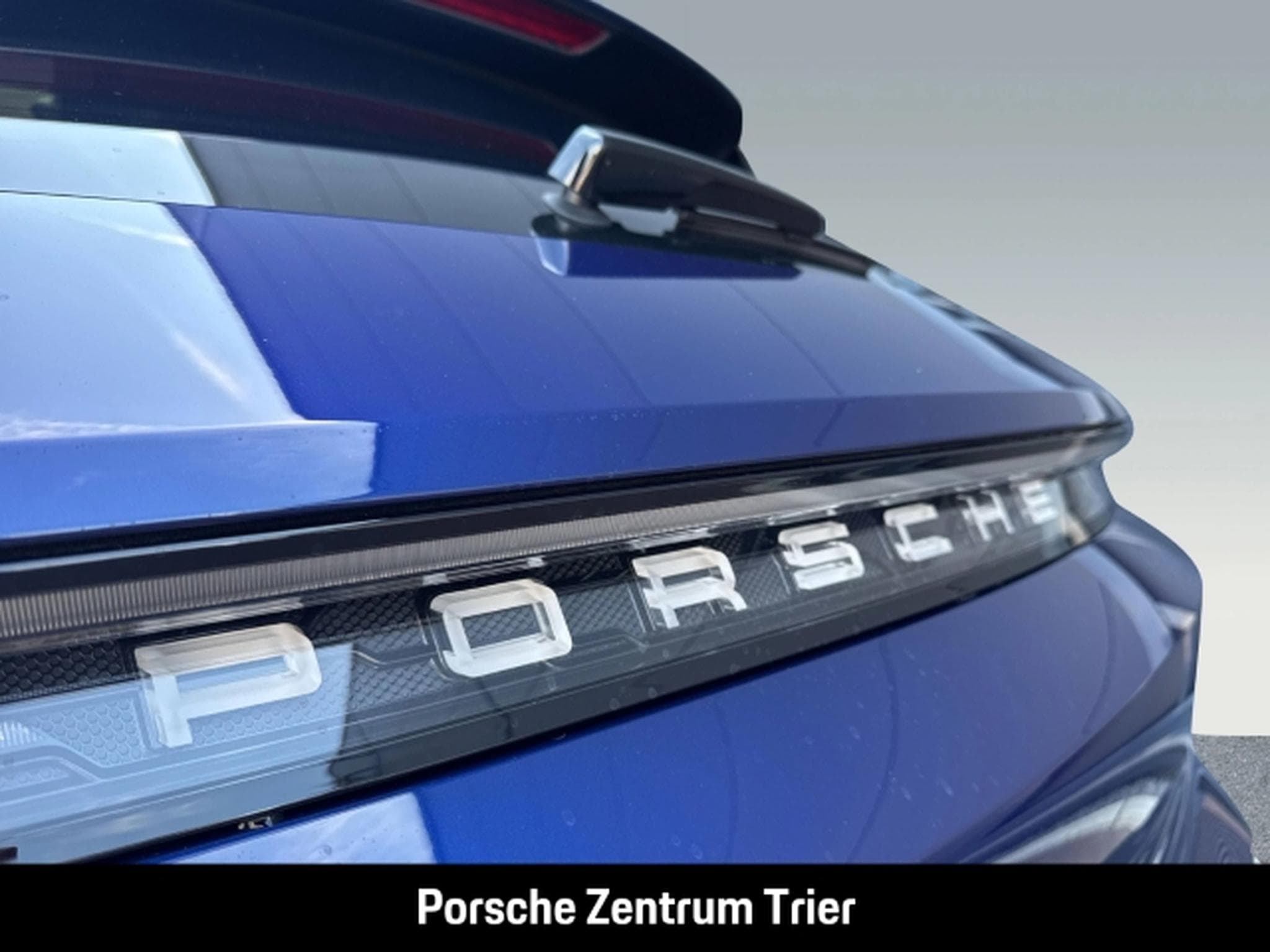 Porsche Taycan Sport Turismo Burmester HA-Lenkung (2023) - Photo 13