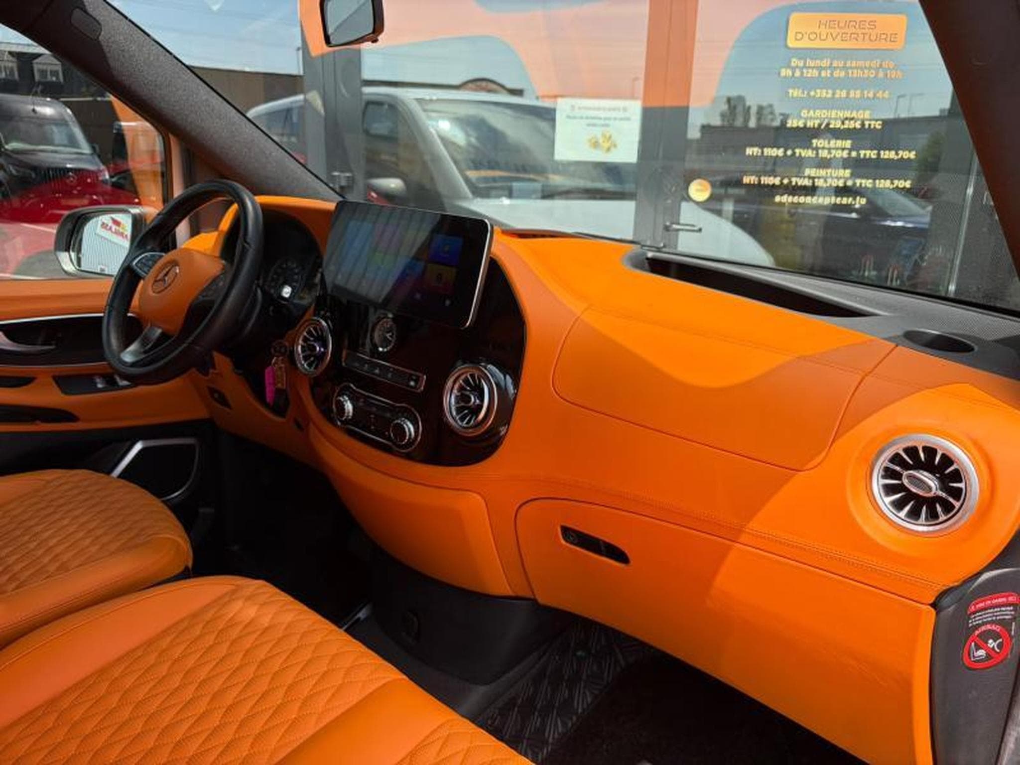 Mercedes Vito Tourer Long VIP Ciel étoilé Cuir orange (2020) - Photo 13