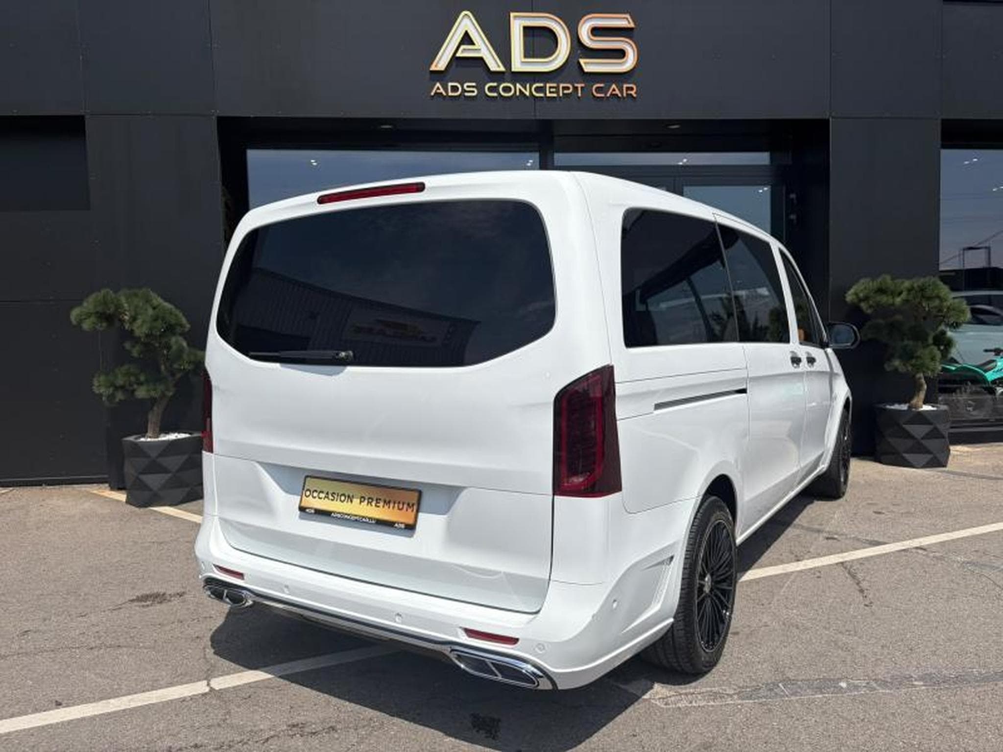 Mercedes Vito Tourer Long VIP Ciel étoilé Cuir orange (2020) - Photo 3