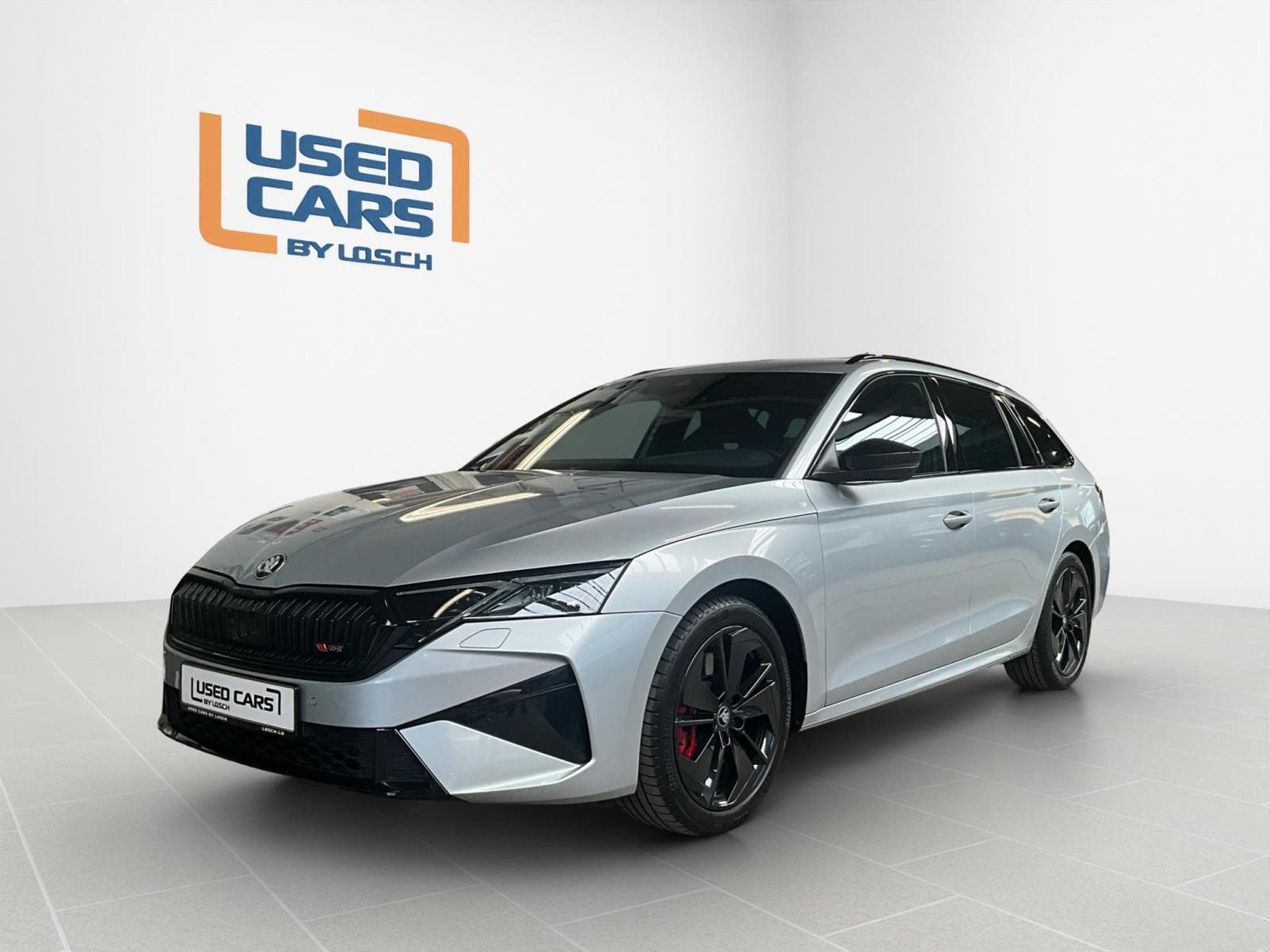 Skoda Octavia Rs+DSG+Led+Navi+AHK+sideAssist (2025) - Photo 1