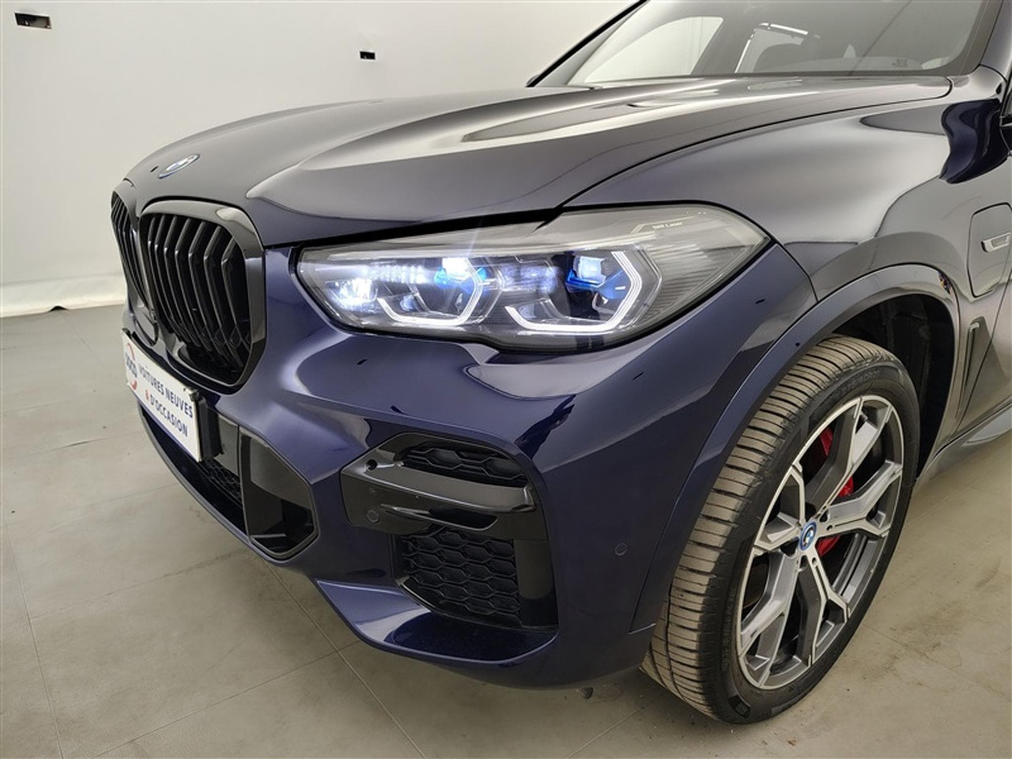 BMW X5 PHEV 3.0A xDrive45e / PACK M / TOIT PANO / LAZER / (2022) - Photo 15