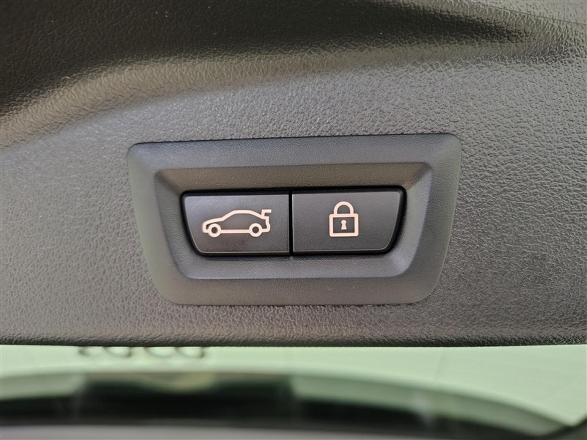 BMW X5 PHEV 3.0A xDrive45e / PACK M / TOIT PANO / LAZER / (2022) - Photo 21
