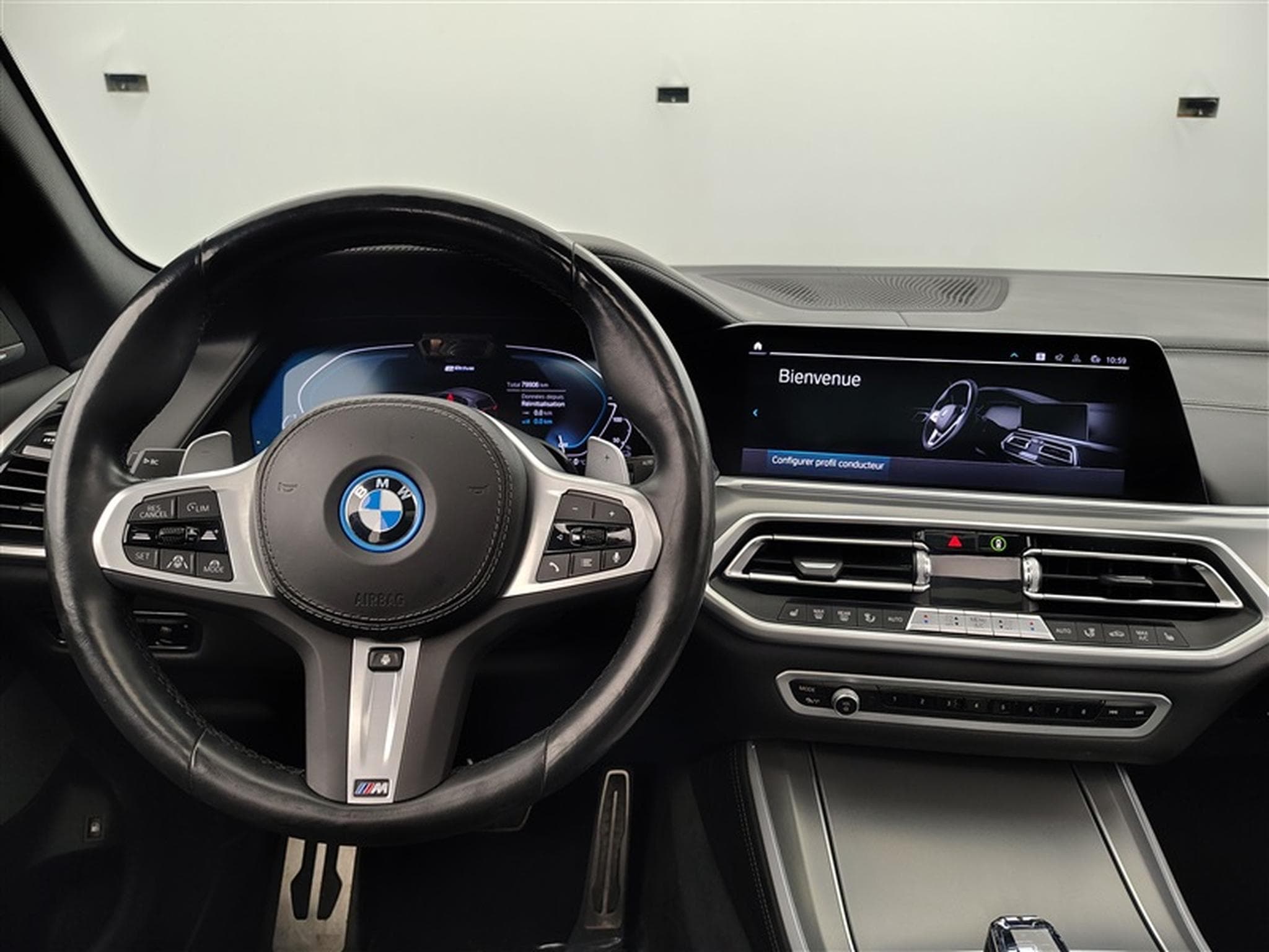 BMW X5 PHEV 3.0A xDrive45e / PACK M / TOIT PANO / LAZER / (2022) - Photo 9