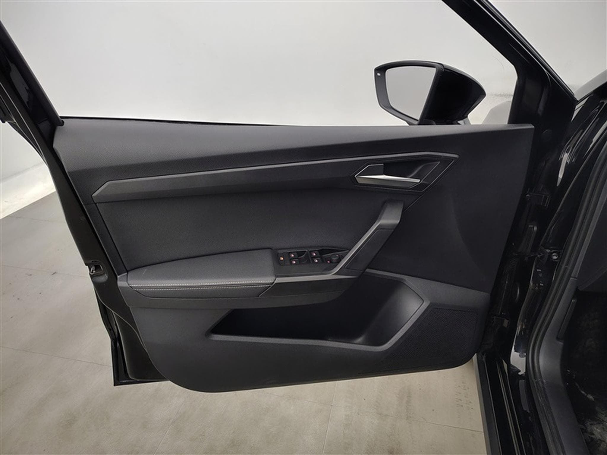 Seat Arona 1.0 TSI Move! Navi DSG (2022) - Photo 17