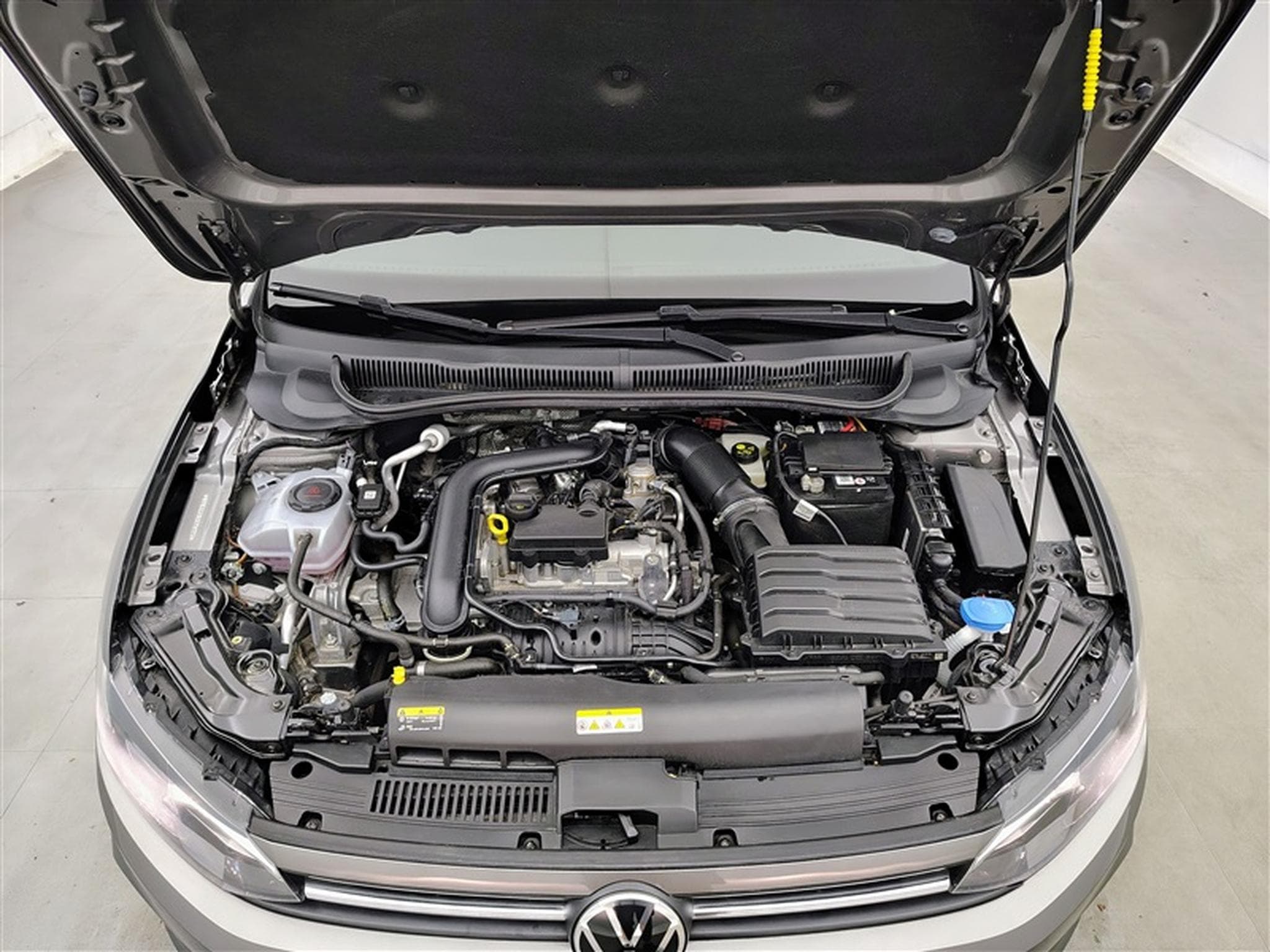 VW Polo 1.0 TSi Comfortline DSG NAVI / CARPLAY (2021) - Photo 19