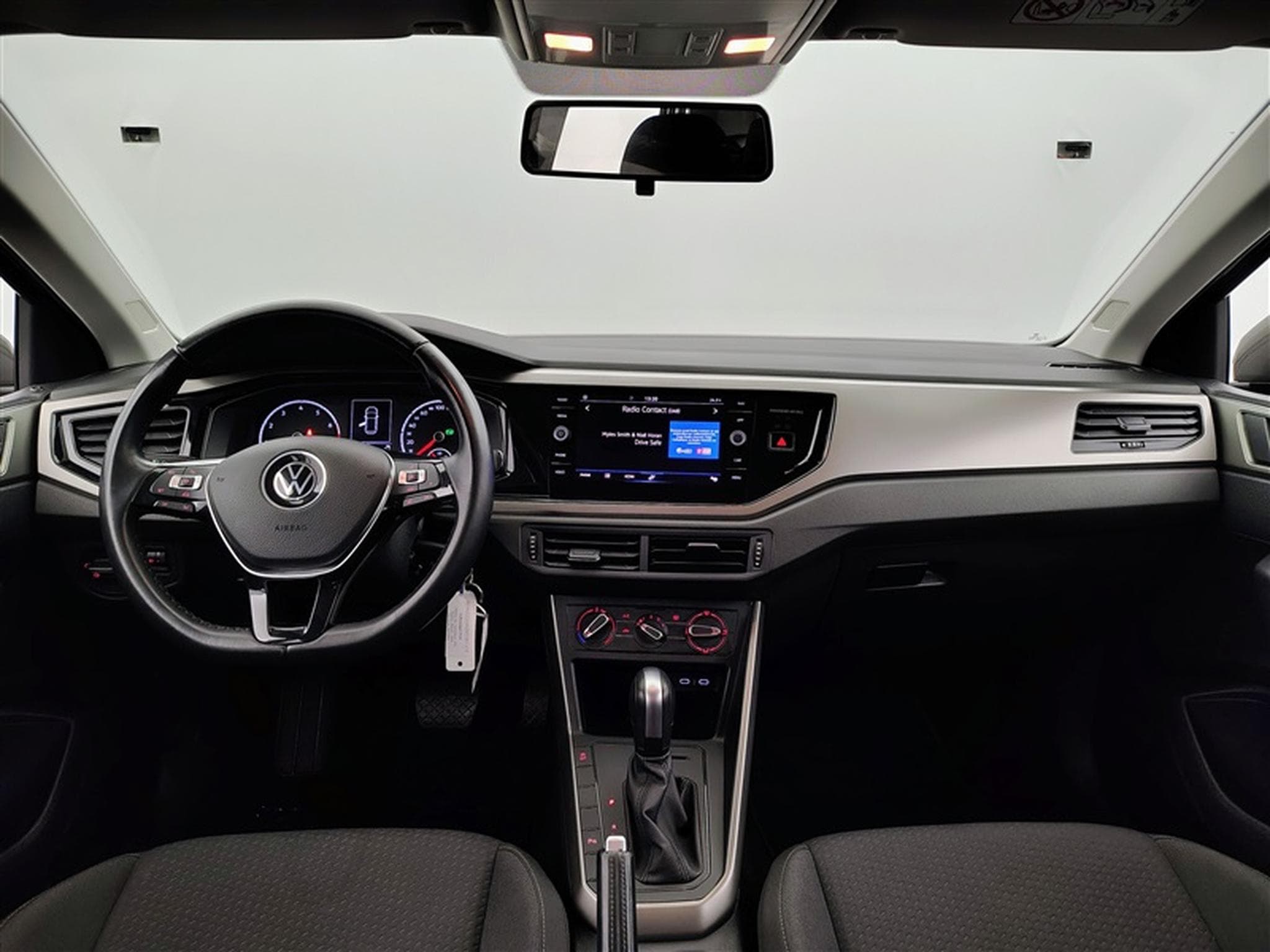 VW Polo 1.0 TSi Comfortline DSG NAVI / CARPLAY (2021) - Photo 8