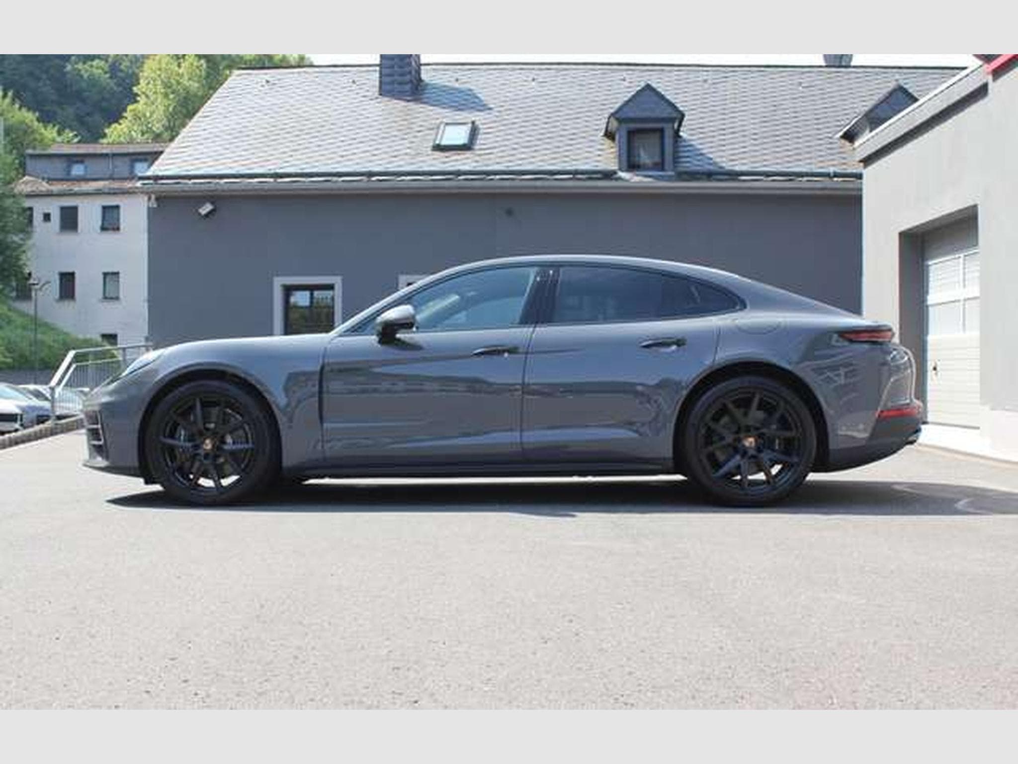 Porsche Panamera Panamera 4 E-Hybrid*21"SportDesign,ACC,BOSE,PANO (2025) - Photo 3