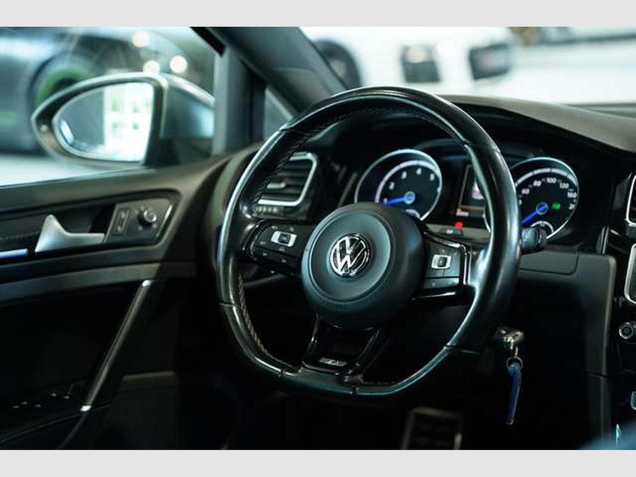 VW Golf R 4M DSG *19 *ABT *Navi *Leder *Pano (2015) - Photo 36