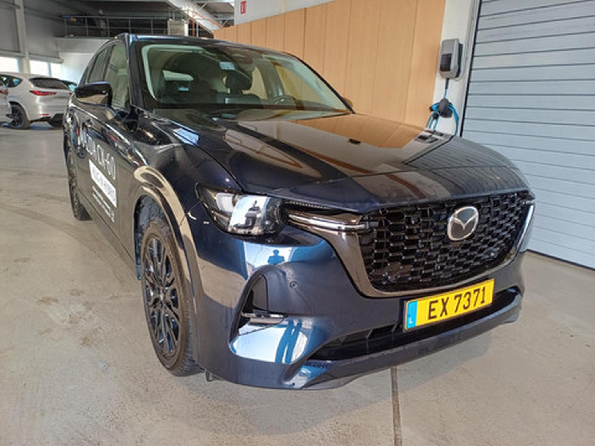 Mazda CX-60 2.5 PHEV Homura (2024) - Photo 3
