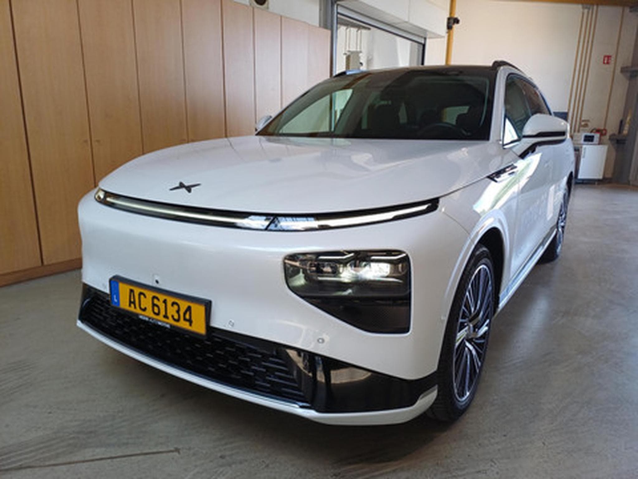 Xpeng G9 (2024) - Photo 1