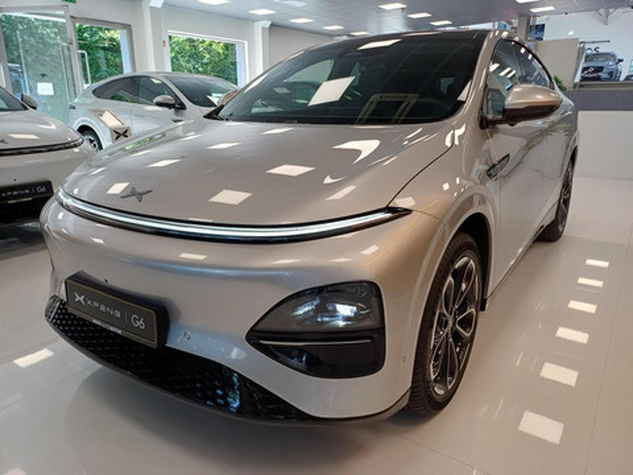 Xpeng G6 BEV 69KWH Standard Range RWD (2026) - Photo 1