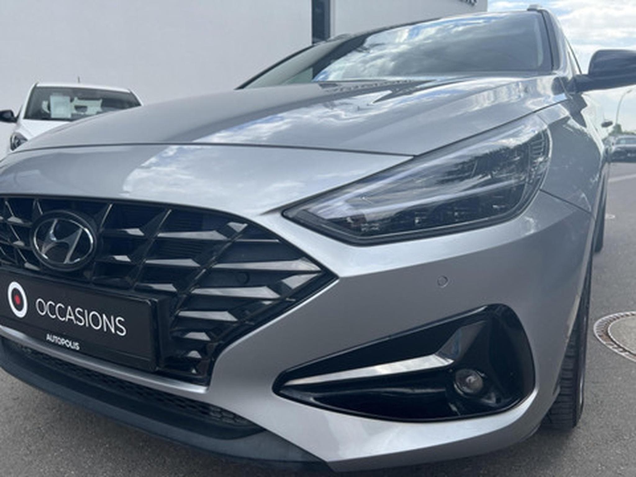 Hyundai i30 Wagon 1.5 T-GDi 118kW Sky DCT (2023) - Photo 10