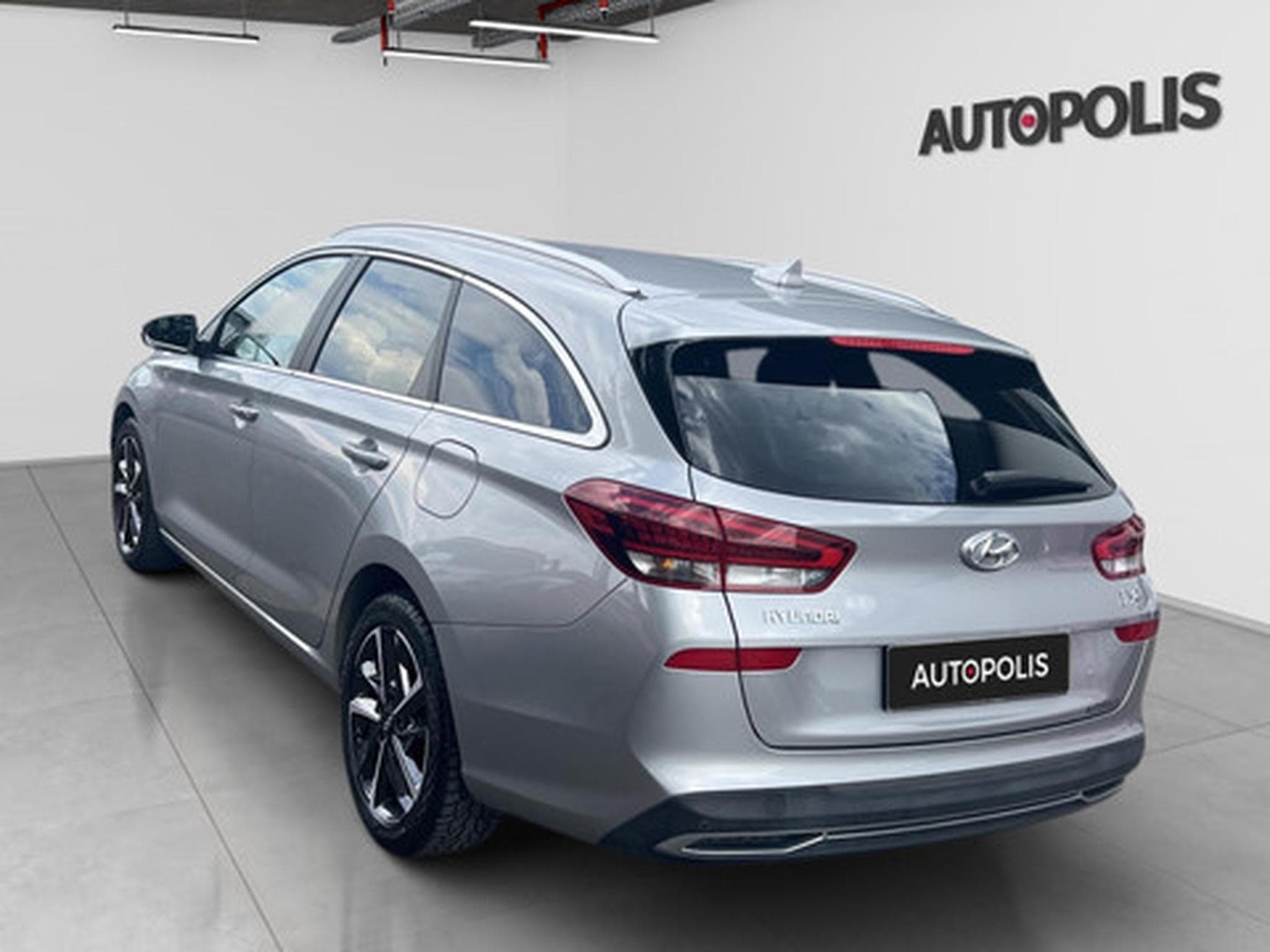 Hyundai i30 Wagon 1.5 T-GDi 118kW Sky DCT (2023) - Photo 15