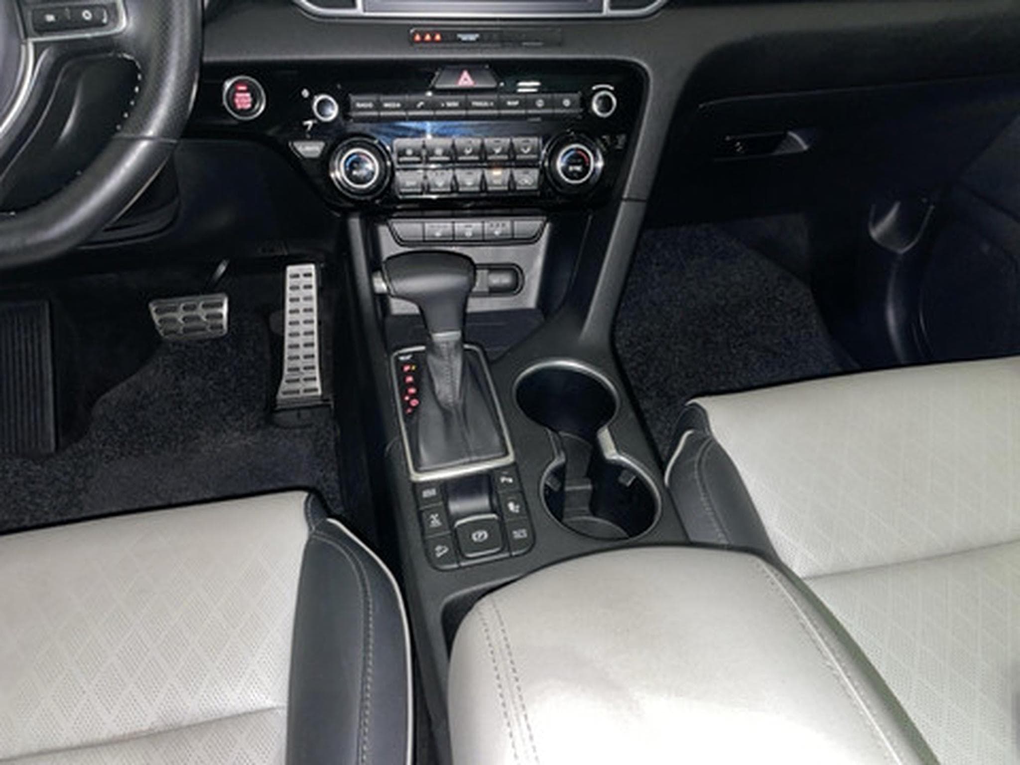 Kia Sportage 1.6 T-GDI 4WD GT-Line (2019) - Photo 10