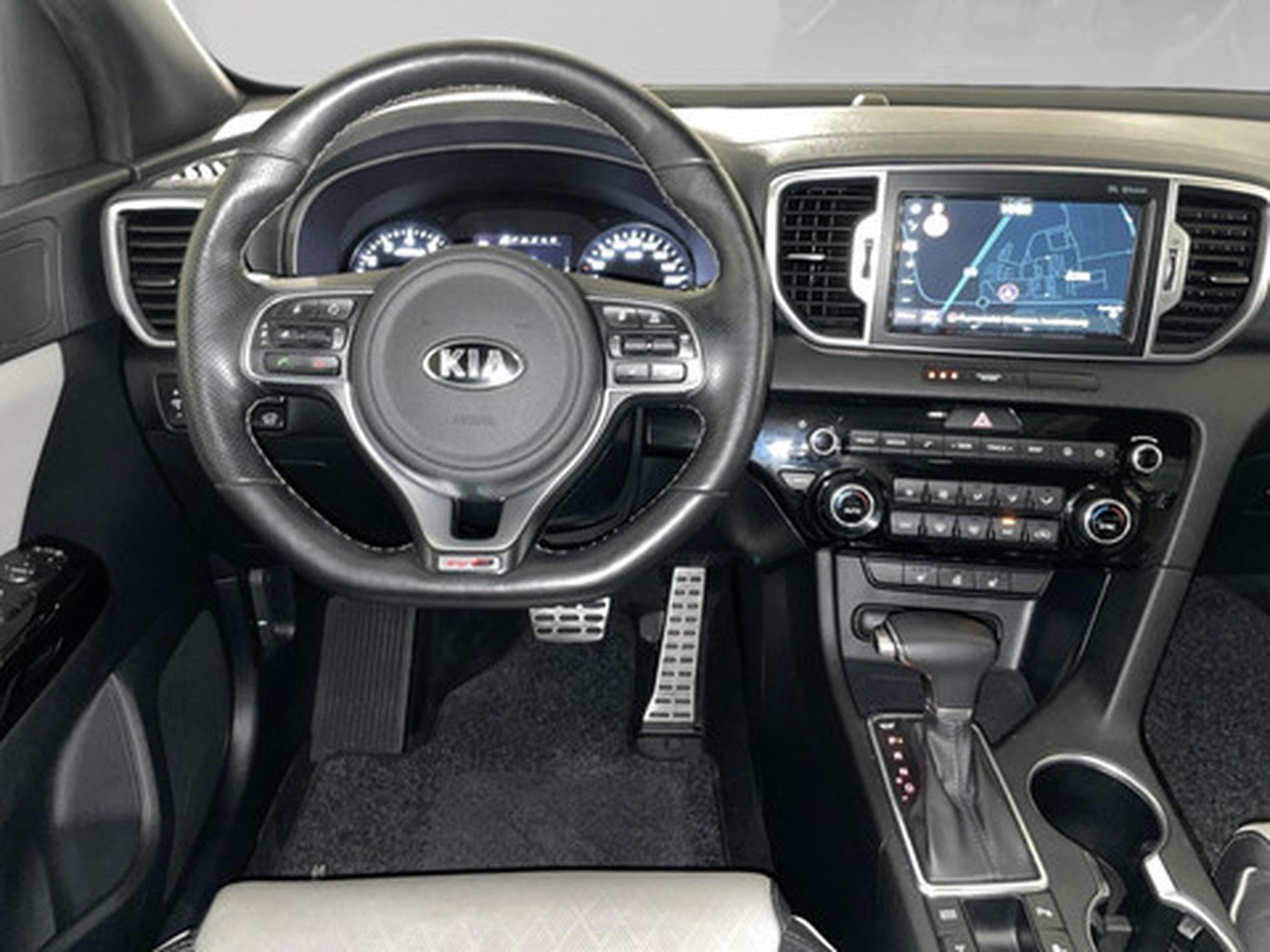 Kia Sportage 1.6 T-GDI 4WD GT-Line (2019) - Photo 6