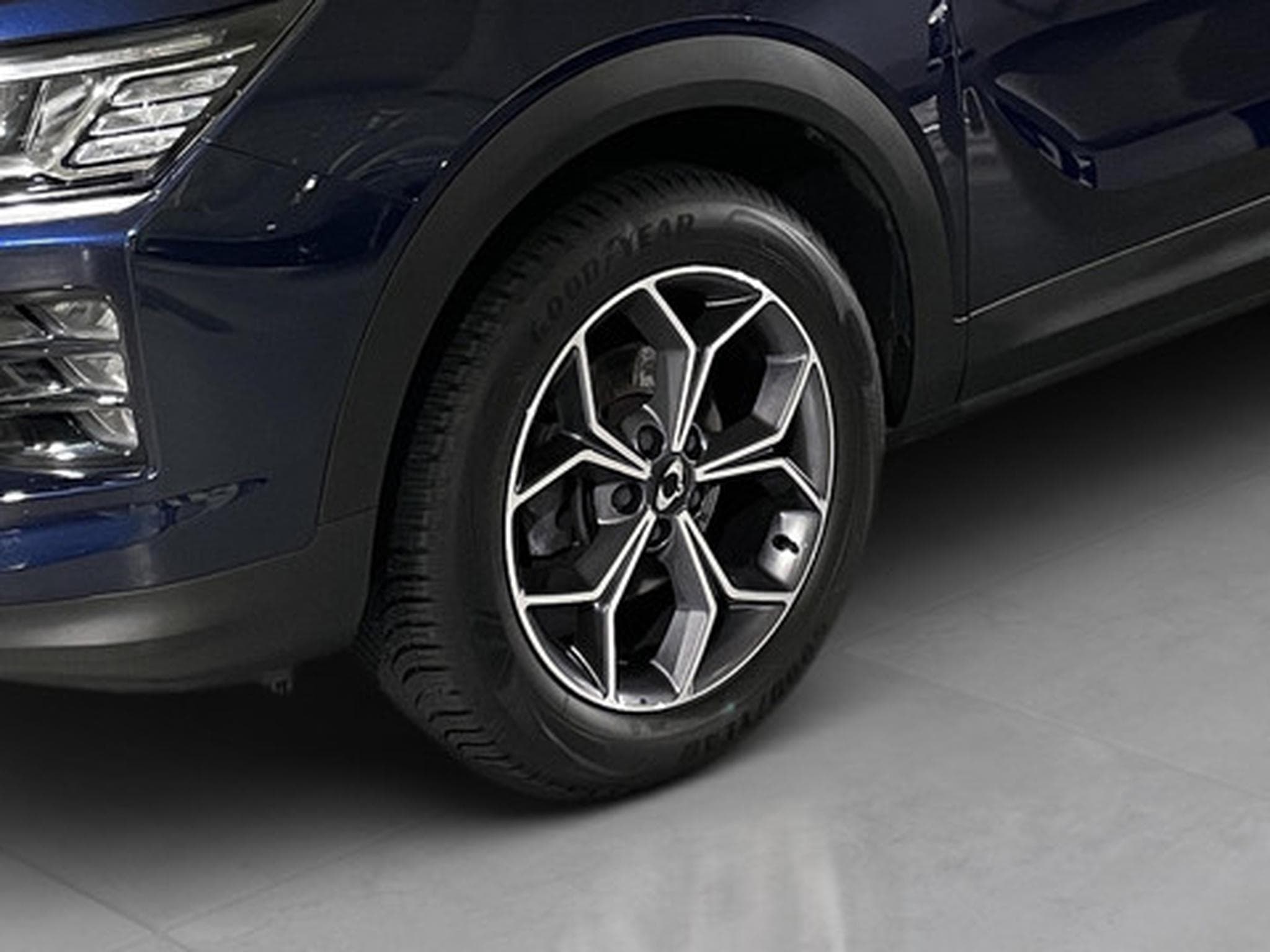 Ssangyong Korando 1.5 T-GDI 120kW Ruby (2023) - Photo 20