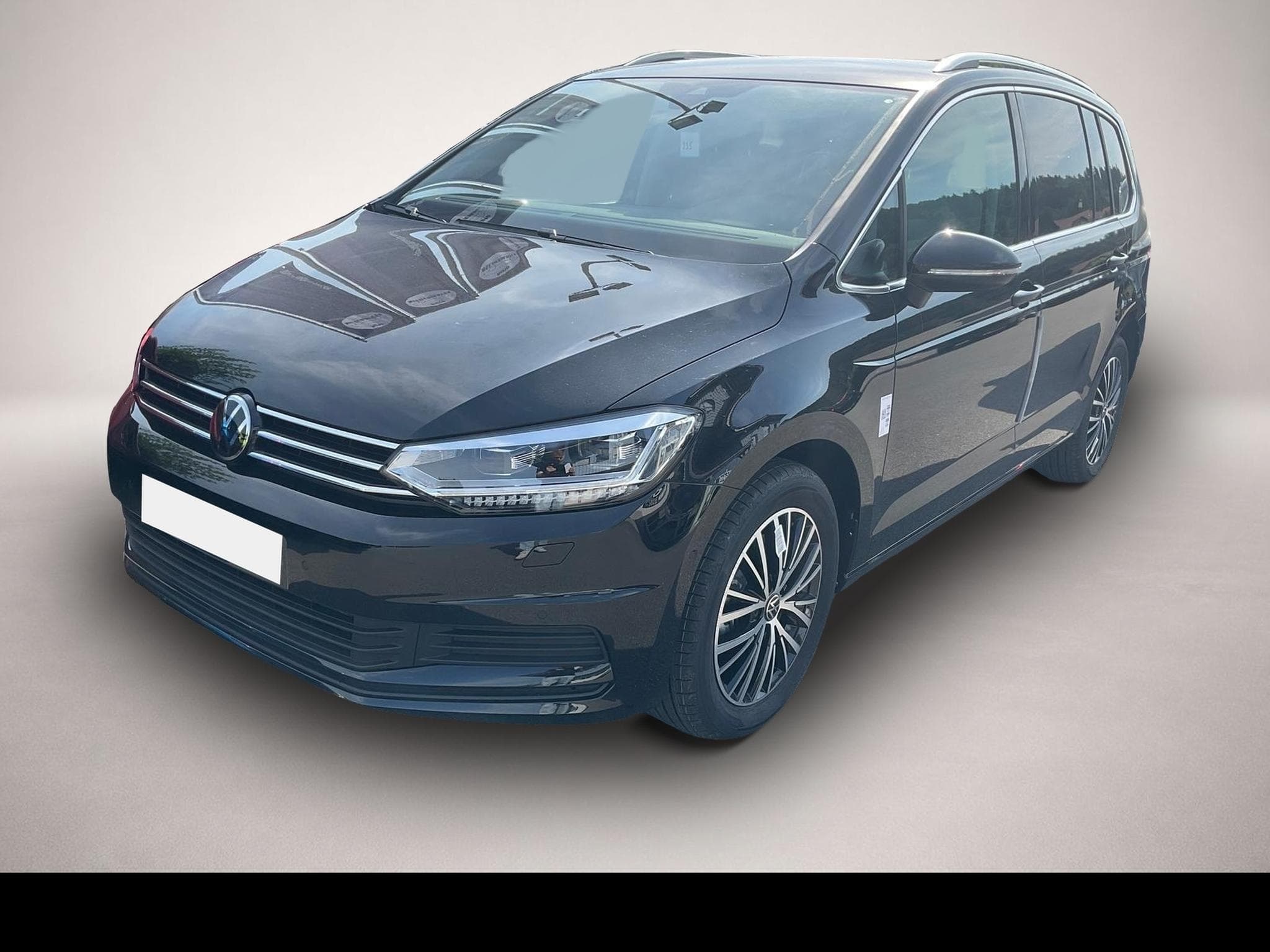 VW Touran (2026) - Photo 1