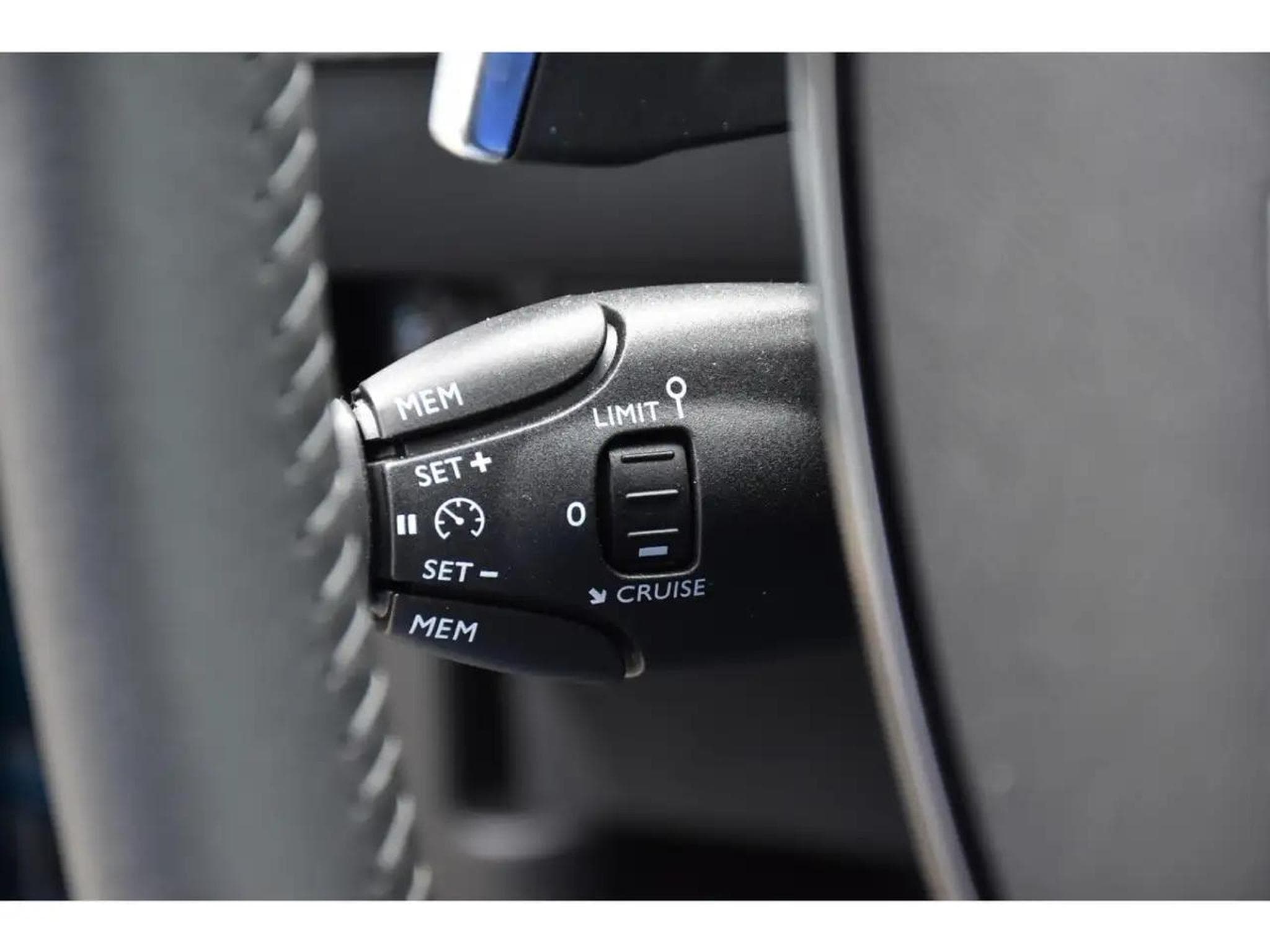 Peugeot 2008 (2025) - Photo 16