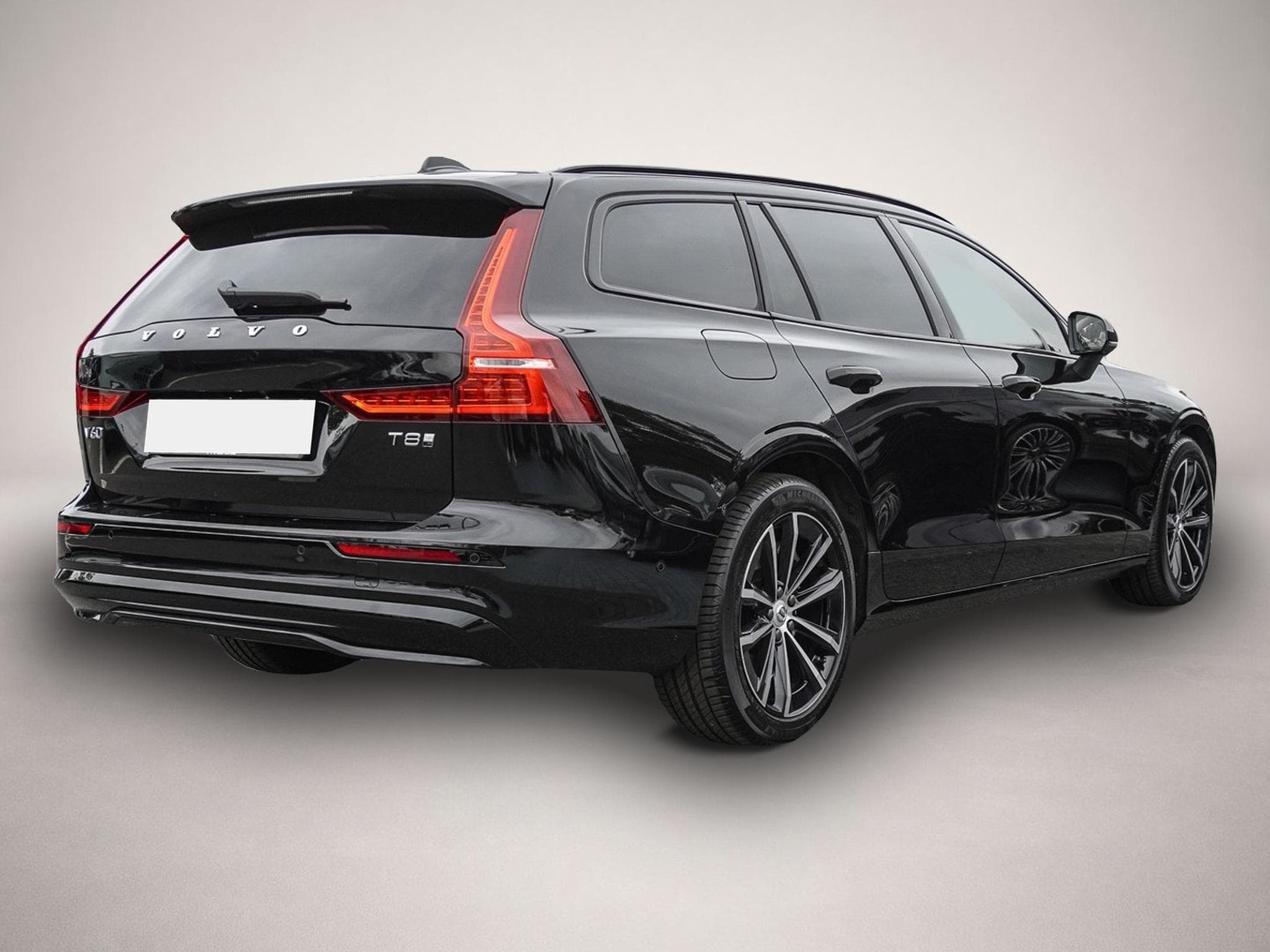 Volvo V60 (2024) - Photo 3