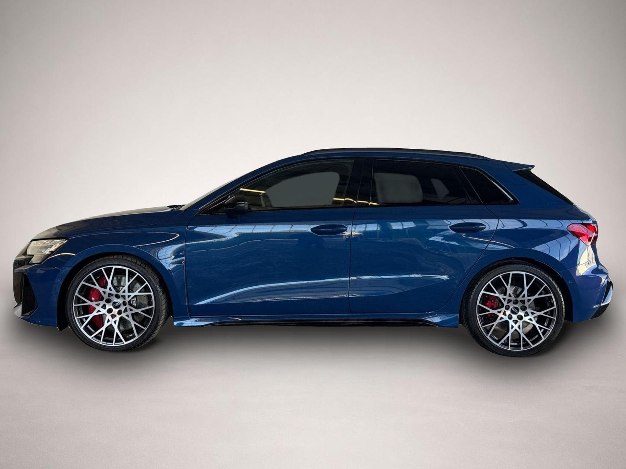Audi RS3 (2025) - Photo 2