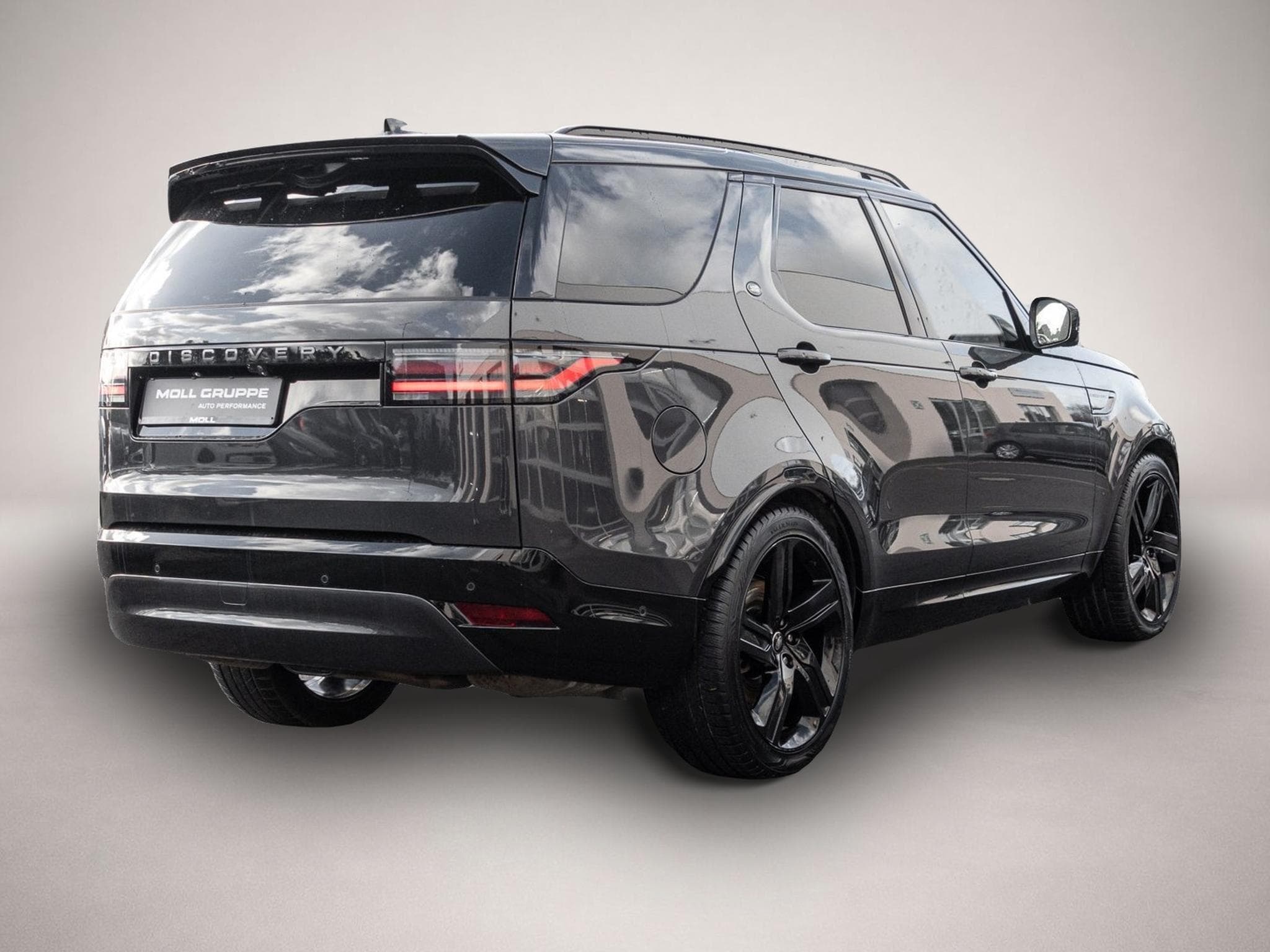 Land-Rover Discovery (2024) - Photo 3