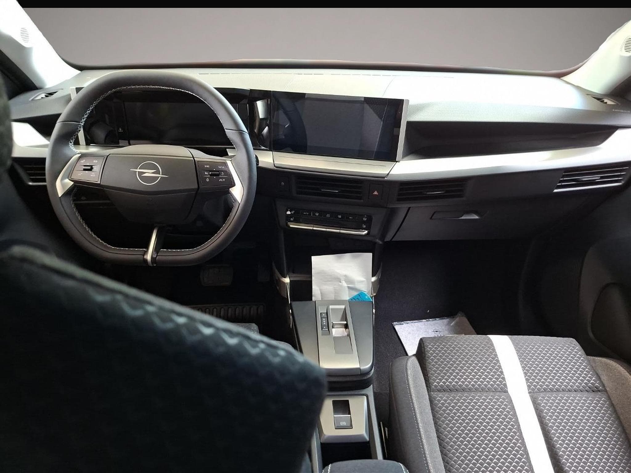 Opel Frontera (2026) - Photo 5