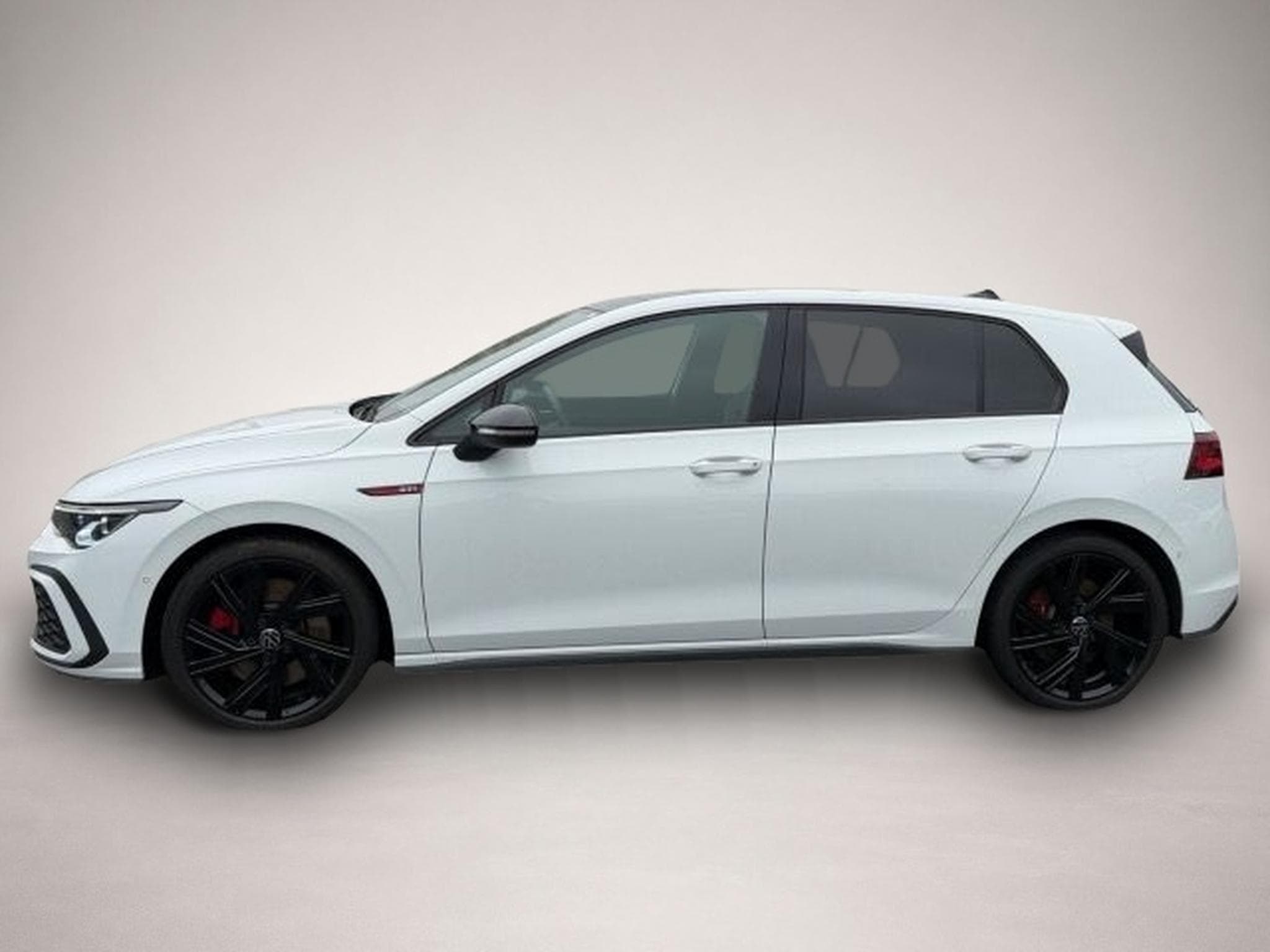 VW Golf (2023) - Photo 2