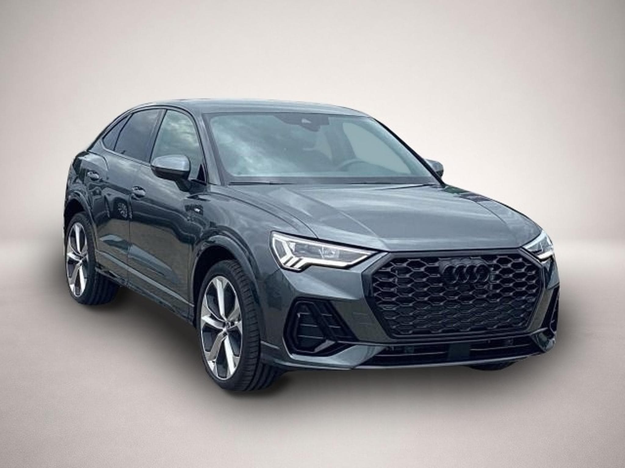 Audi Q3 (2024) - Photo 7