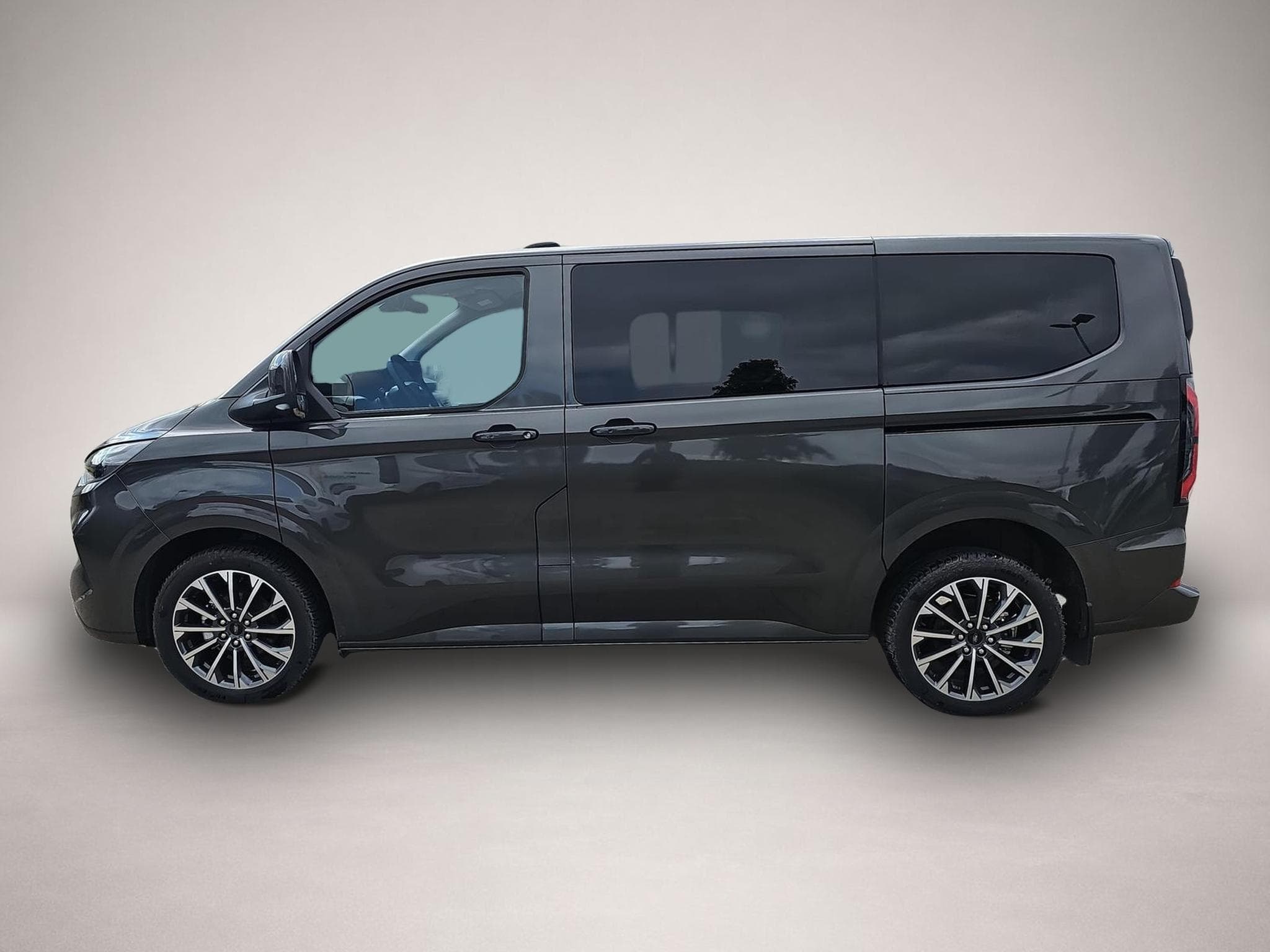 Ford Tourneo (2026) - Photo 4