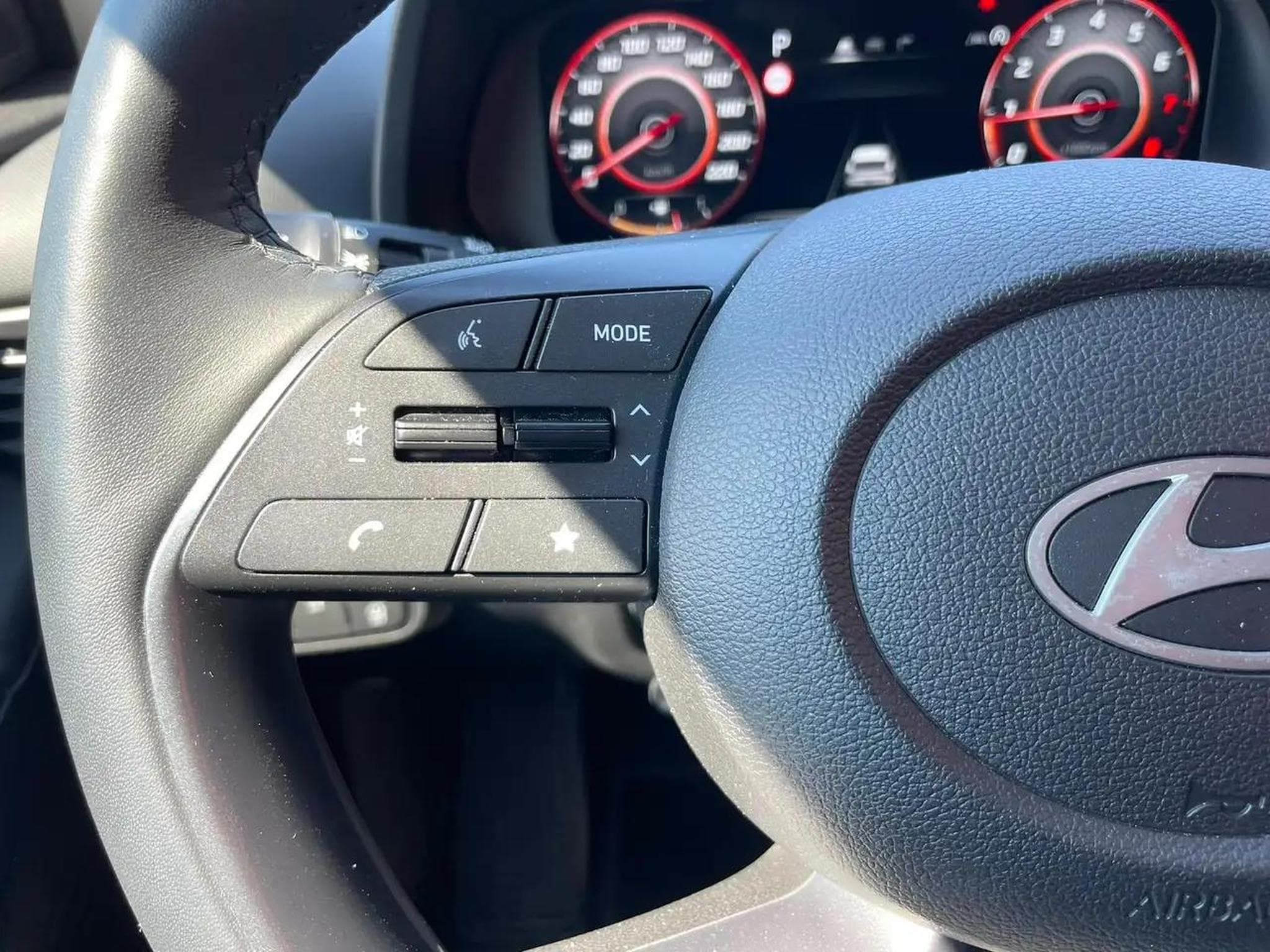 Hyundai i20 (2024) - Photo 16