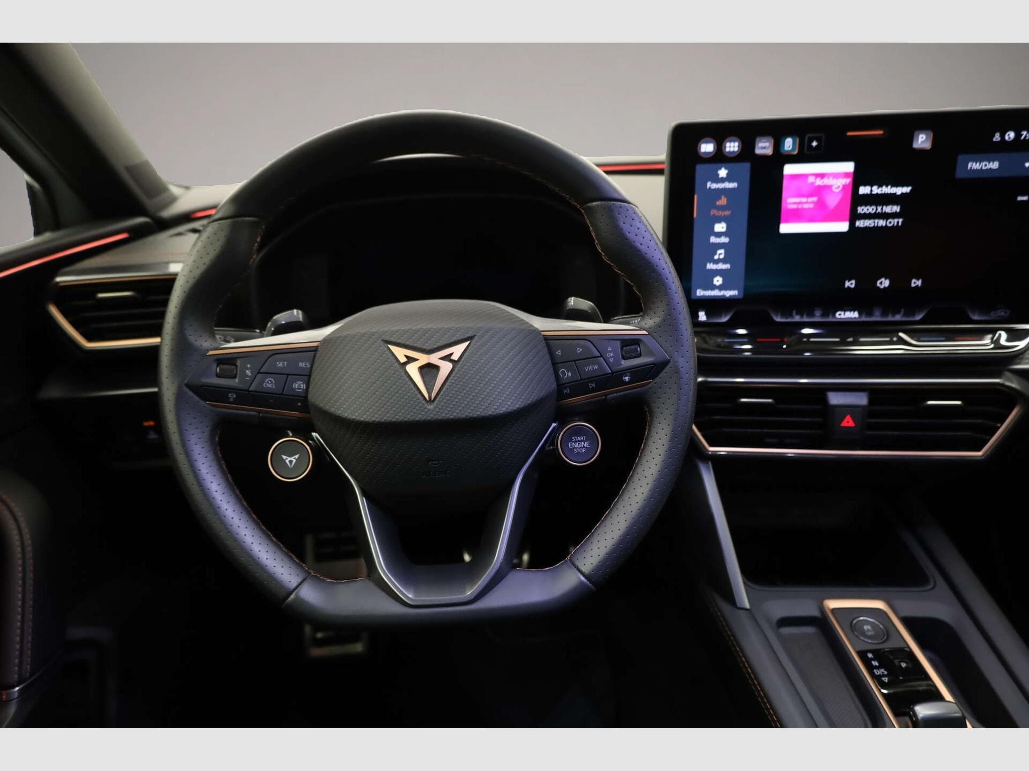 Cupra Leon (2025) - Photo 7