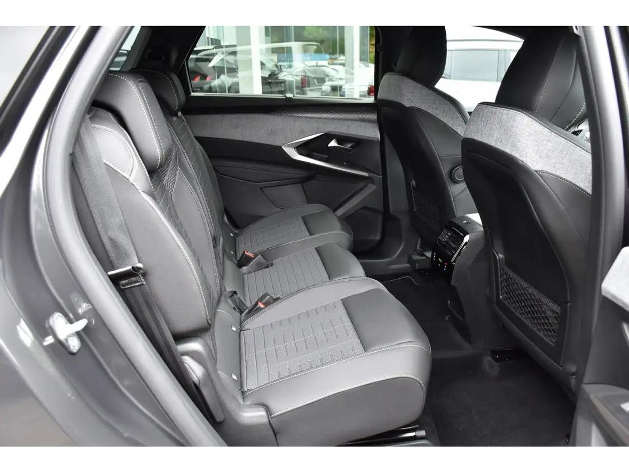 Peugeot 5008 (2026) - Photo 8