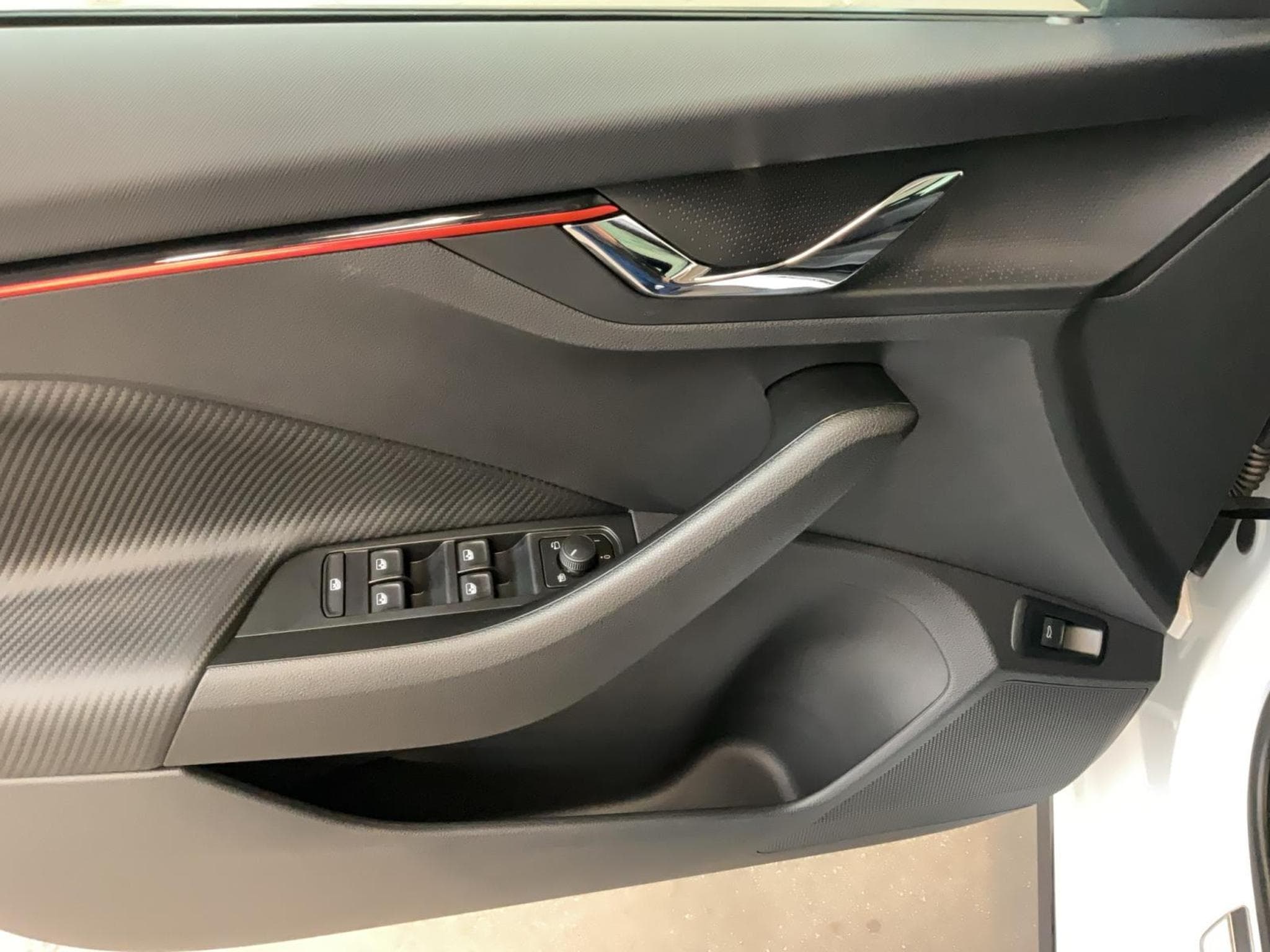 Skoda Kamiq Monte-Carlo+DSG+Pano+Navi (2024) - Photo 14
