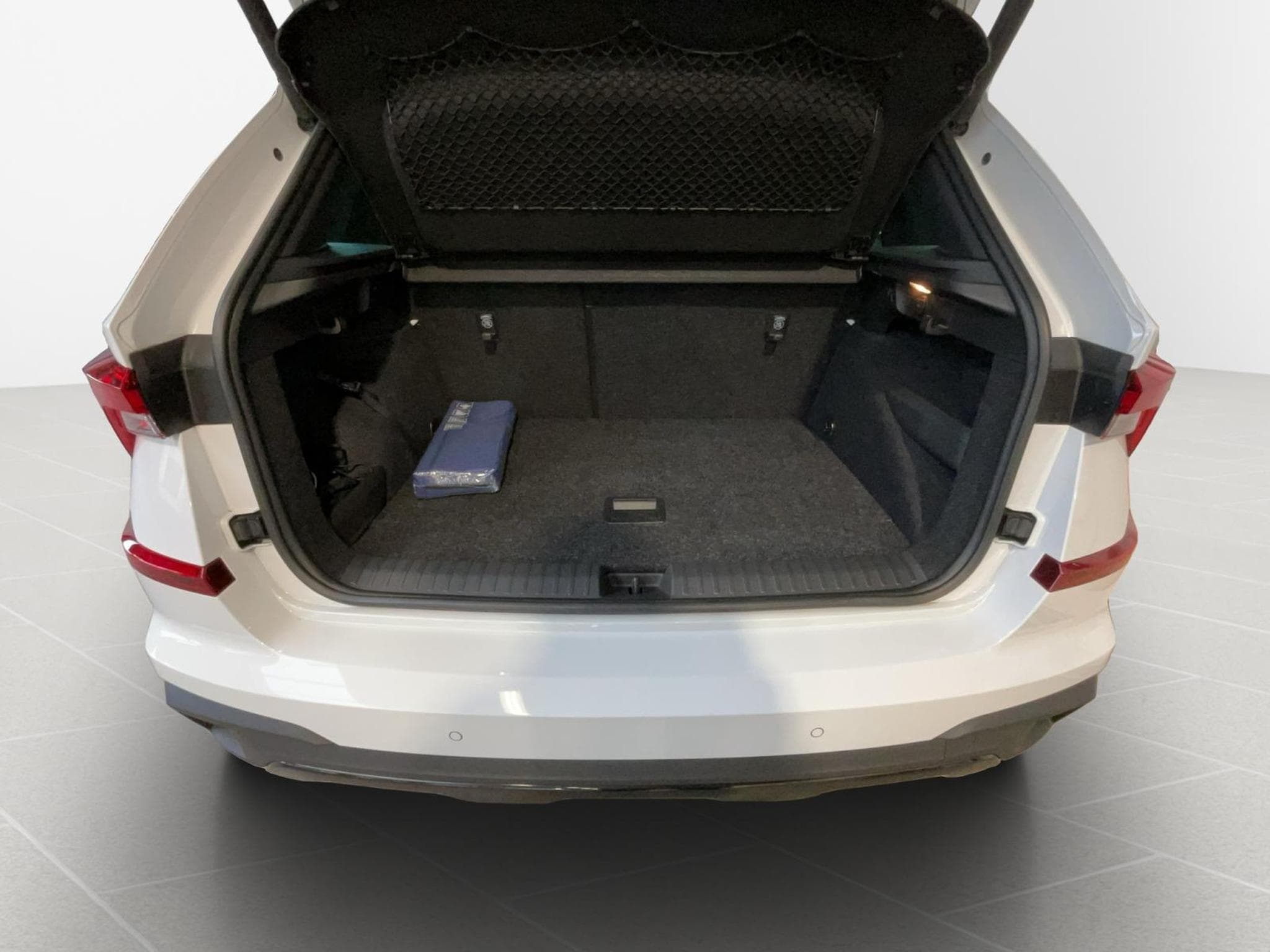 Skoda Kamiq Monte-Carlo+DSG+Pano+Navi (2024) - Photo 17