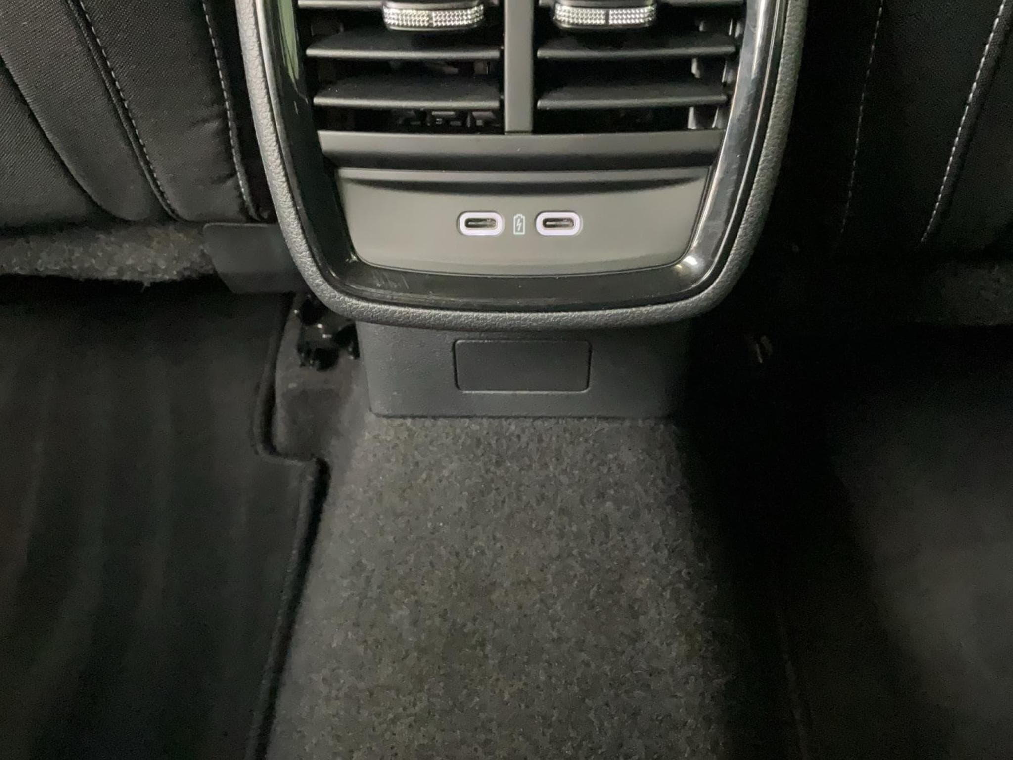 Skoda Kamiq Monte-Carlo+DSG+Pano+Navi (2024) - Photo 22