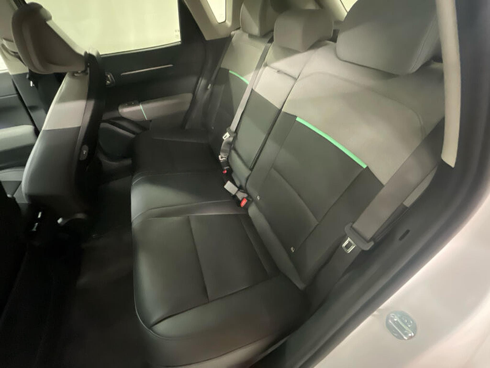 Kia EV4 Earth (2026) - Photo 19