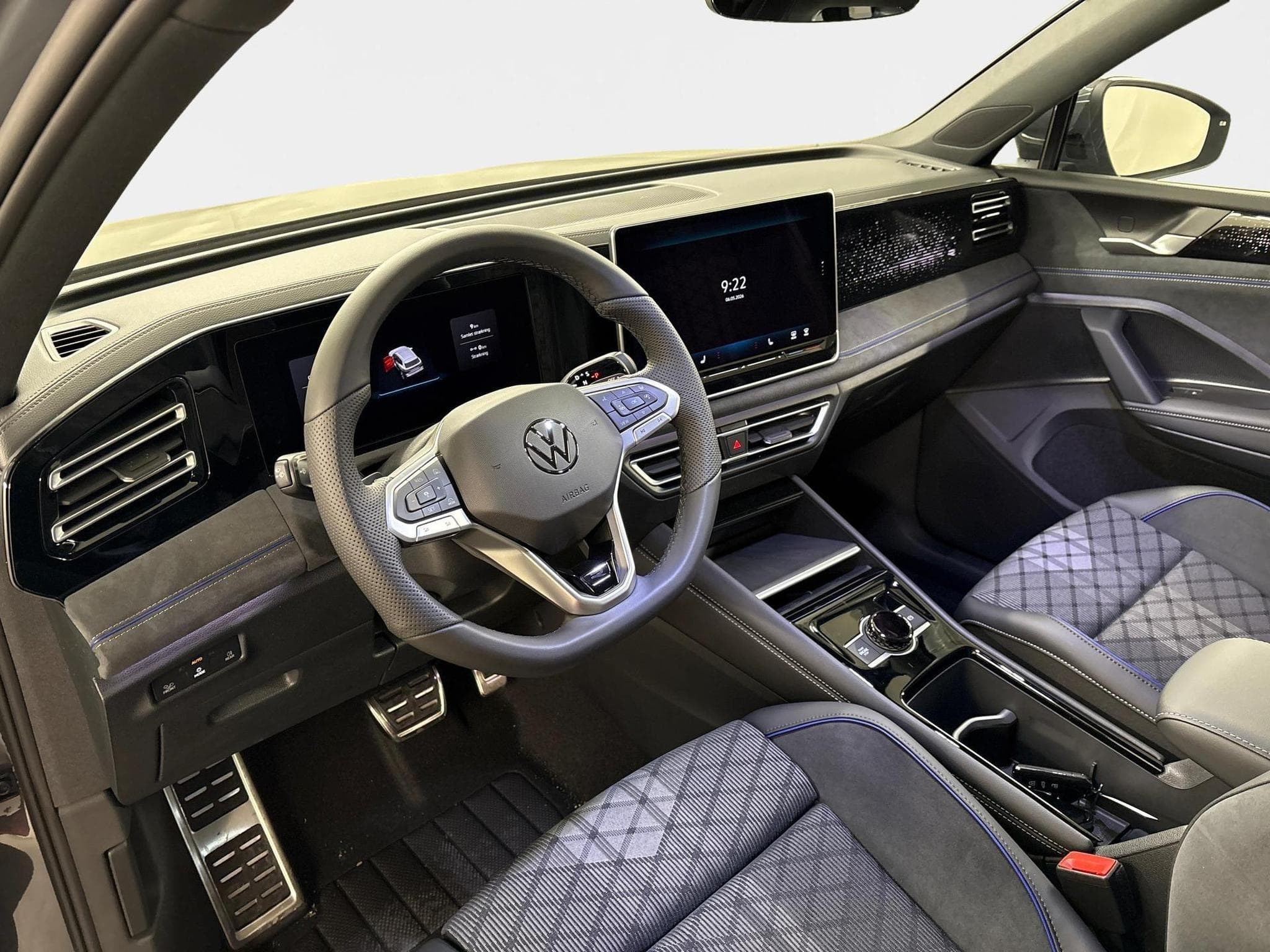 VW Tiguan R-Line (2026) - Photo 13