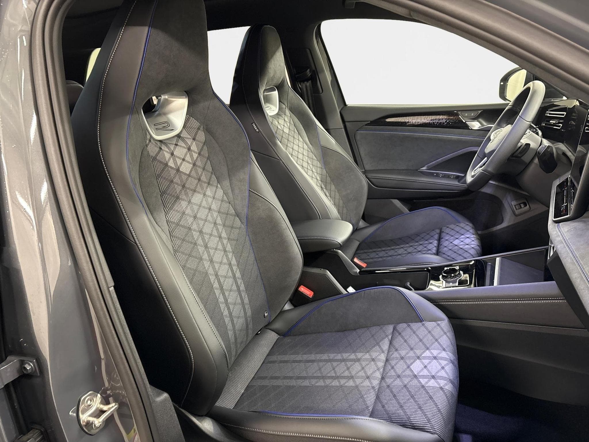 VW Tiguan R-Line (2026) - Photo 20
