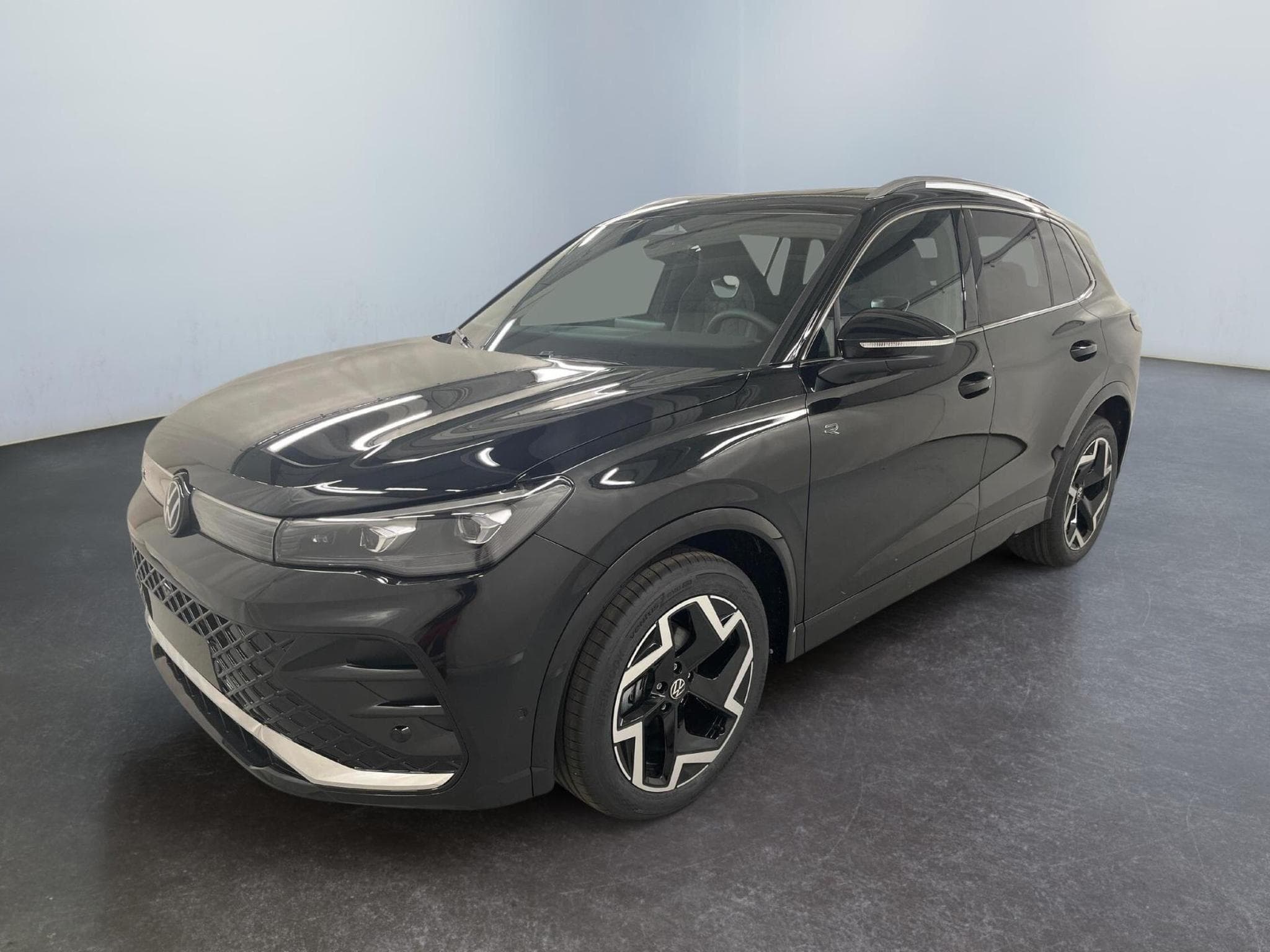 VW Tiguan R-Line (2026) - Photo 3