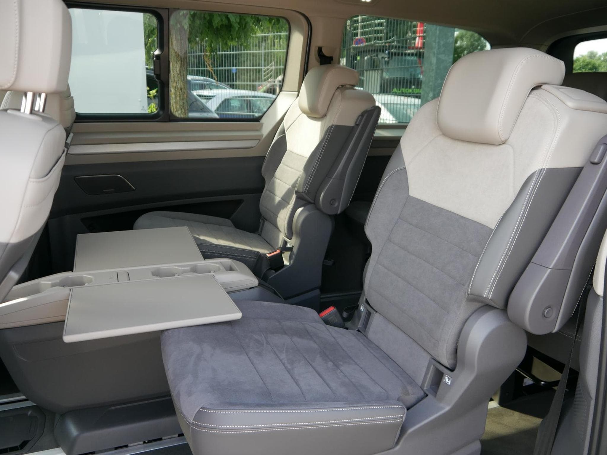VW T7 Goal (2025) - Photo 7