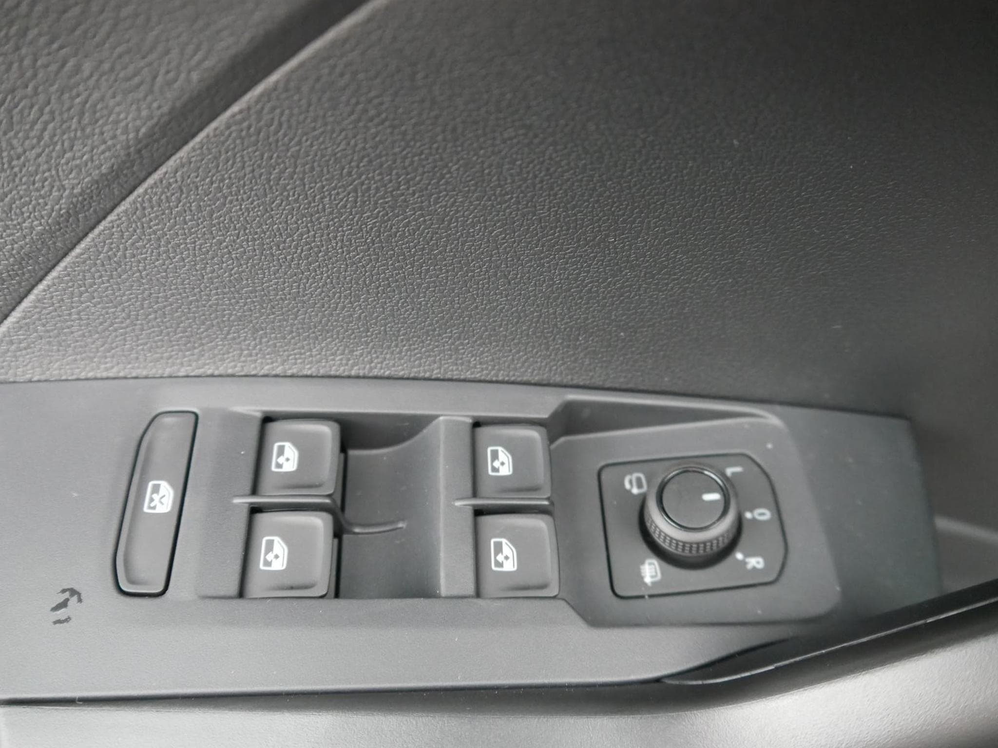 VW T-Cross LIFE (2026) - Photo 13