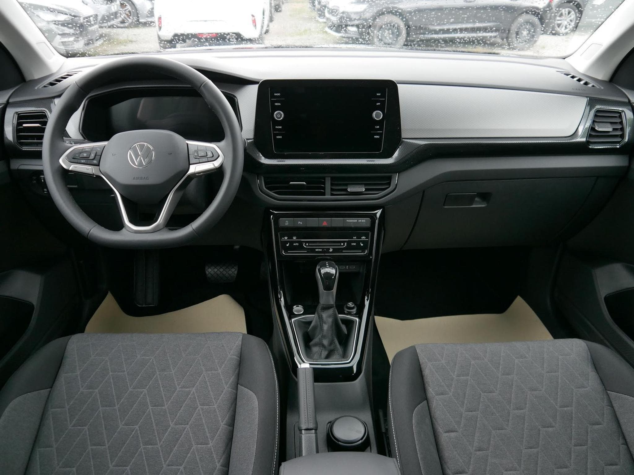 VW T-Cross LIFE (2026) - Photo 7