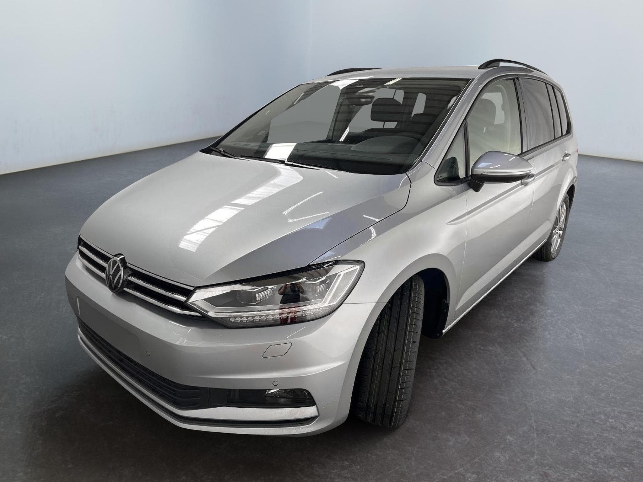 VW Touran Comfortline Edition (2026) - Photo 2