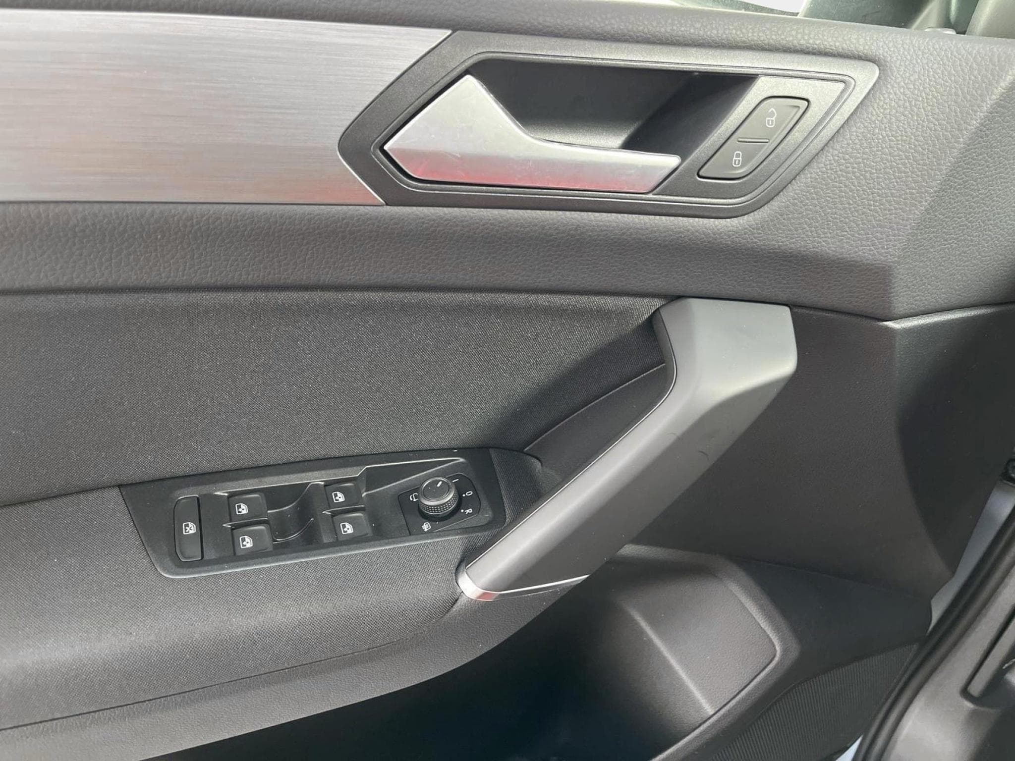 VW Touran Comfortline Edition (2026) - Photo 16