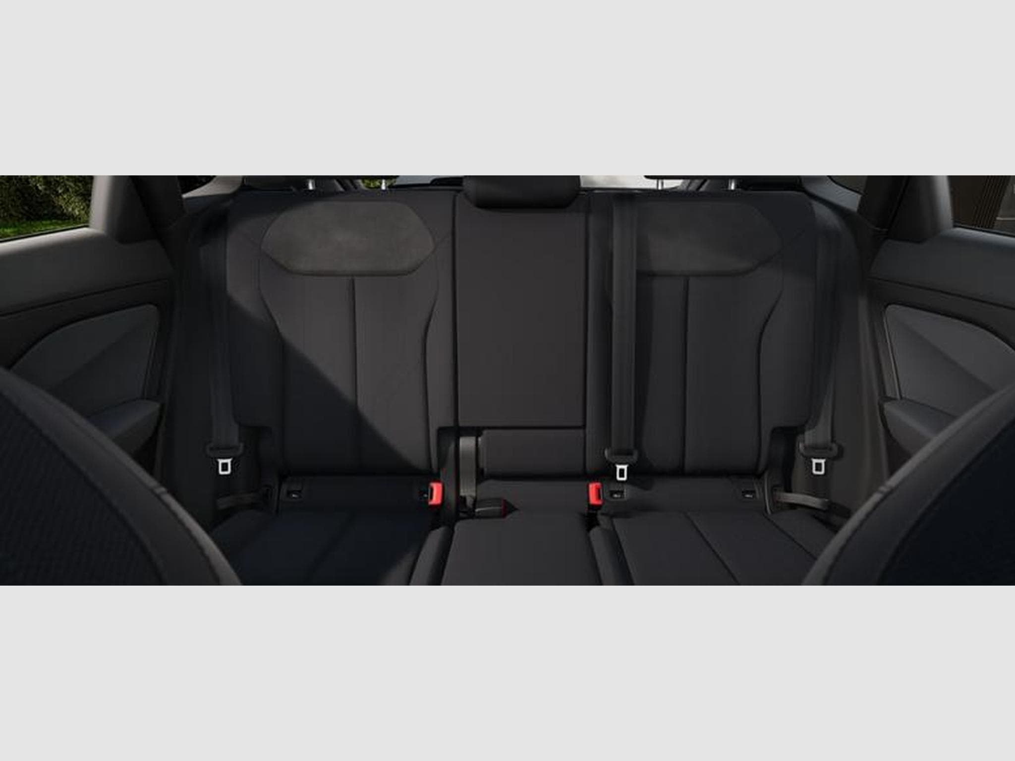 Audi Q3 S line 2.0 TSI 7-Gang DSG (2026) - Photo 4